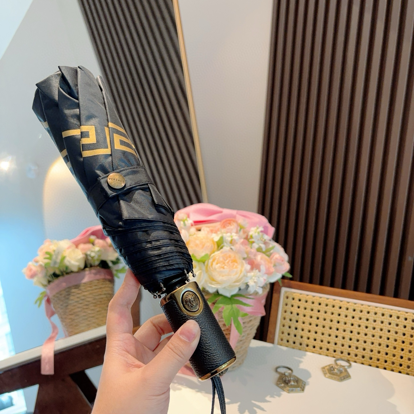 范思哲（VERSACE）新款 三折自动折叠晴雨伞 年度最新火爆单品  原单代工级品质 第一代210T碰