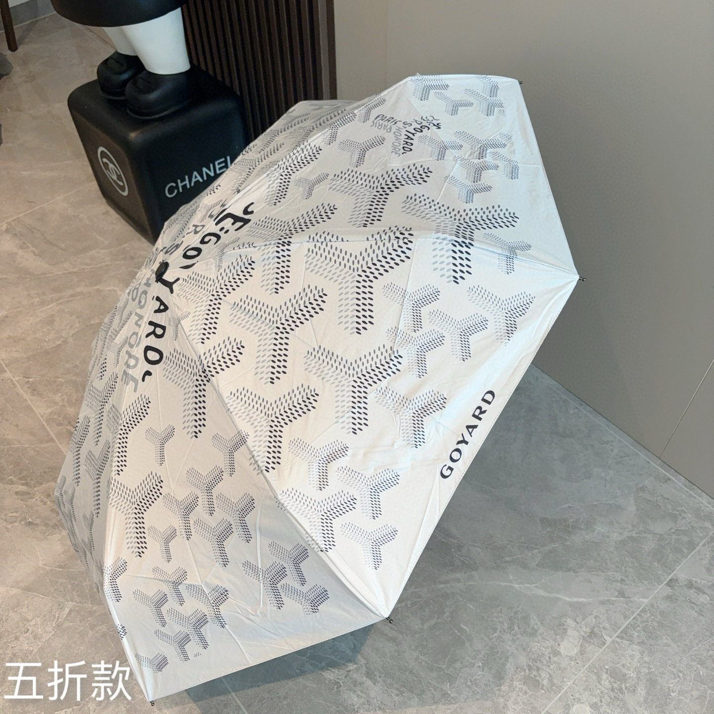 Goyard戈雅 2025新款 五折手开口袋伞 热卖款 时尚指数爆表 不论晴天雨天使用都相得益彰 拥有它