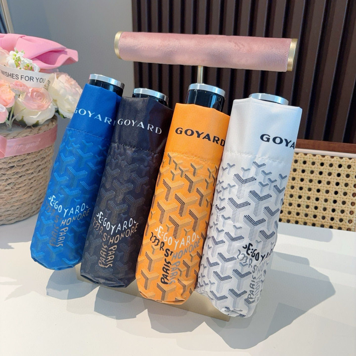 Goyard戈雅 2025新款 五折手开口袋伞 热卖款 时尚指数爆表 不论晴天雨天使用都相得益彰 拥有它