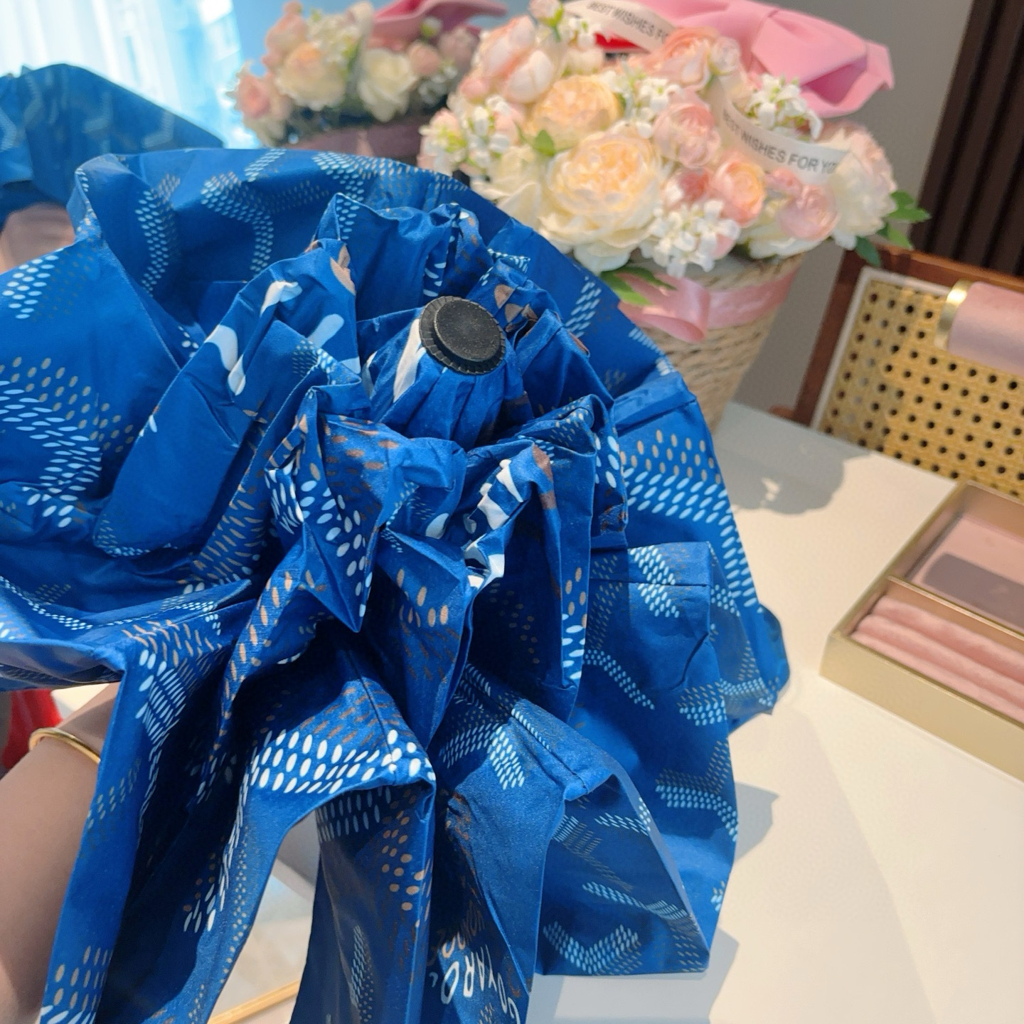 Goyard戈雅 2025新款 五折手开口袋伞 热卖款 时尚指数爆表 不论晴天雨天使用都相得益彰 拥有它
