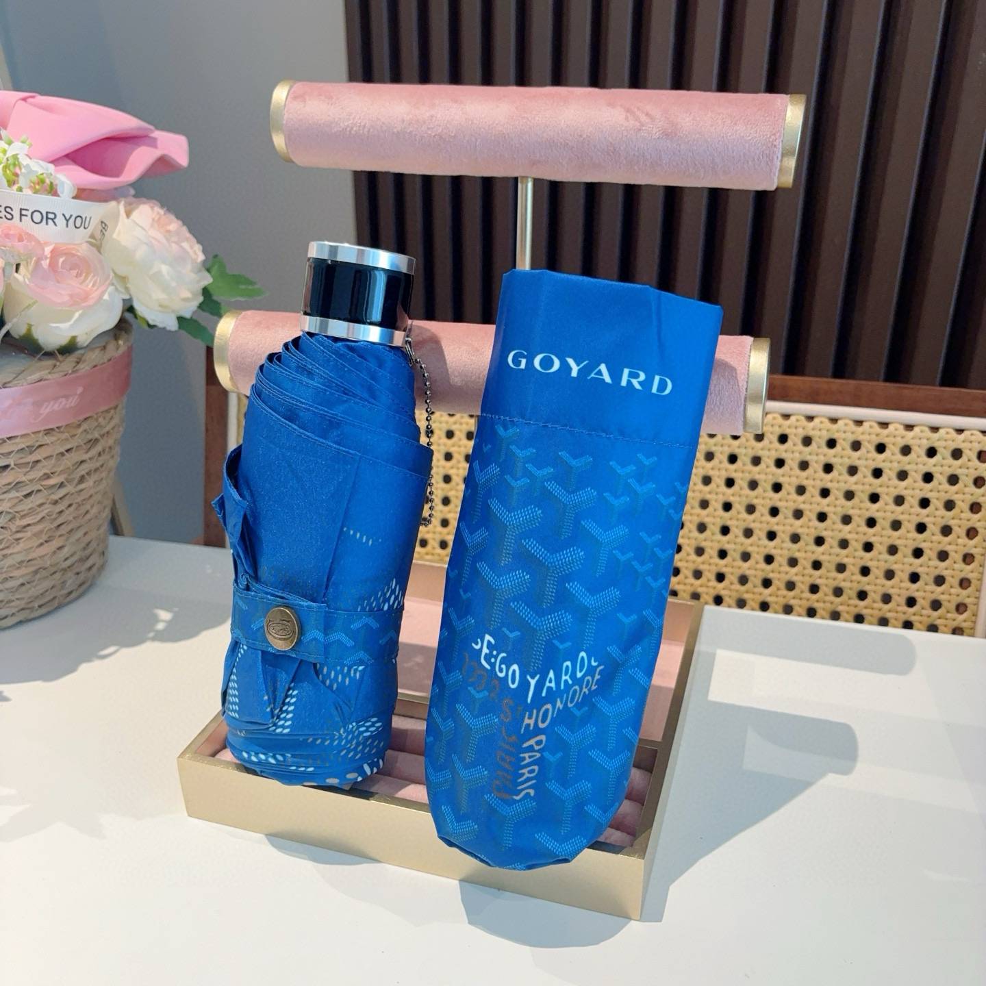 Goyard戈雅 2025新款 五折手开口袋伞 热卖款 时尚指数爆表 不论晴天雨天使用都相得益彰 拥有它