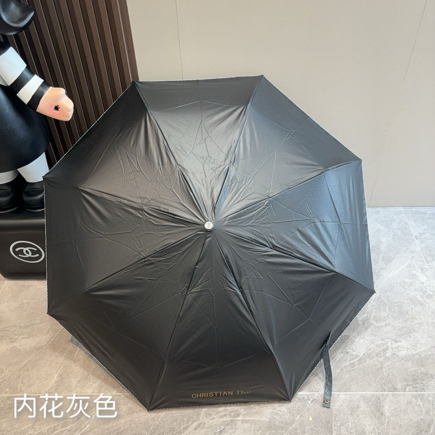  DIOR（迪奥） 星空 三折自动折叠晴雨伞  时尚原单代工品质 细节精致 看得见的品质 打破一成不变 