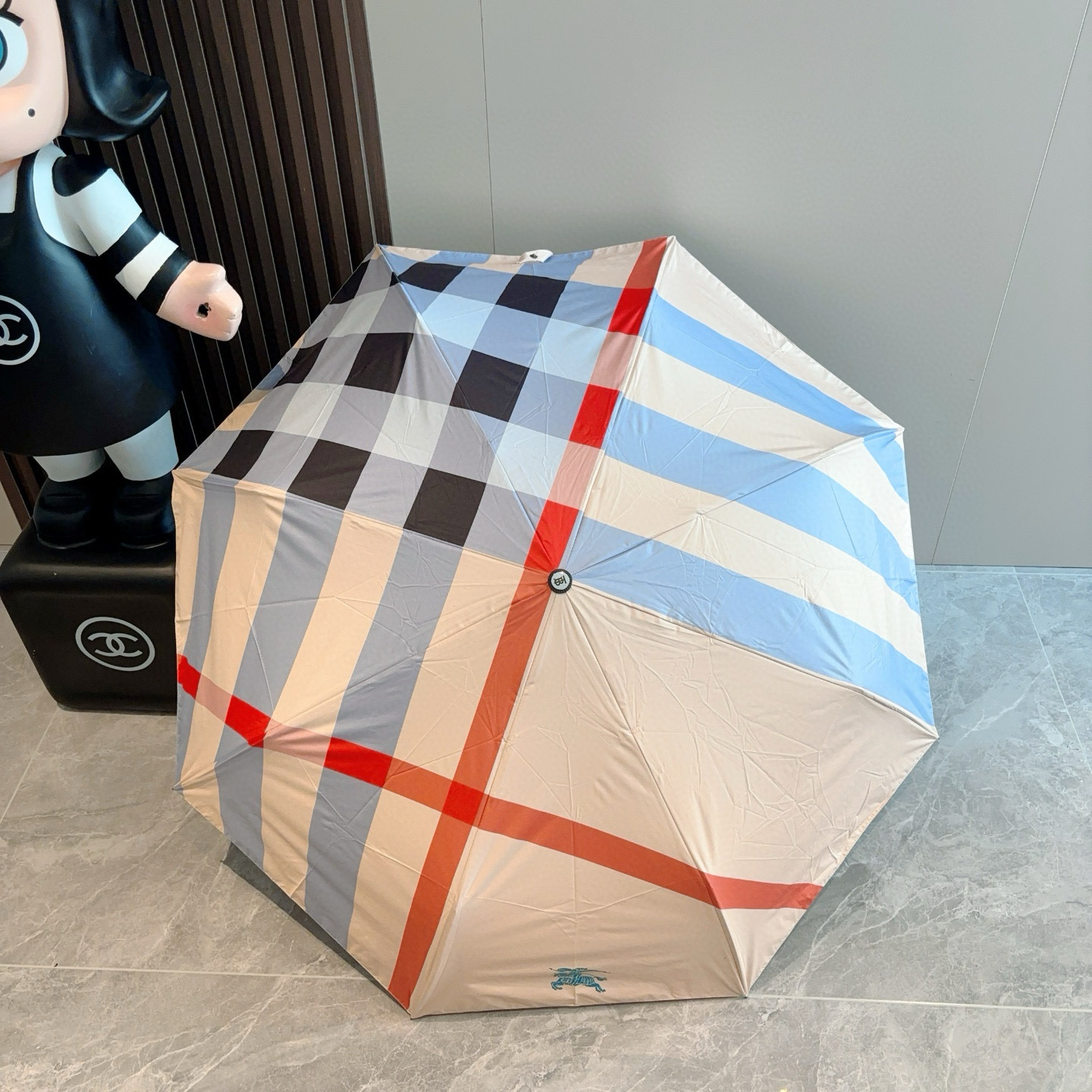  BURBERRY（巴宝莉） 三折自动折叠晴雨伞 年度巅峰之作 经典 高雅 时髦 这就是被称为英国BUR
