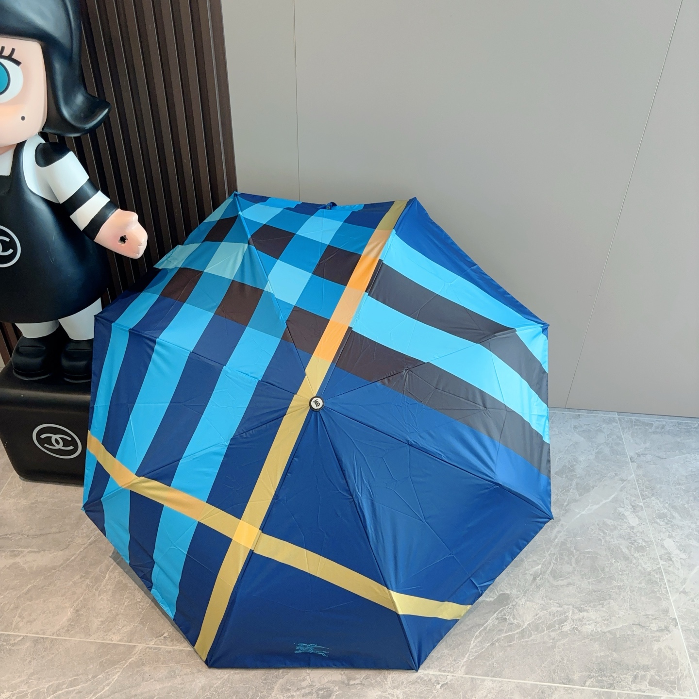  BURBERRY（巴宝莉） 三折自动折叠晴雨伞 年度巅峰之作 经典 高雅 时髦 这就是被称为英国BUR