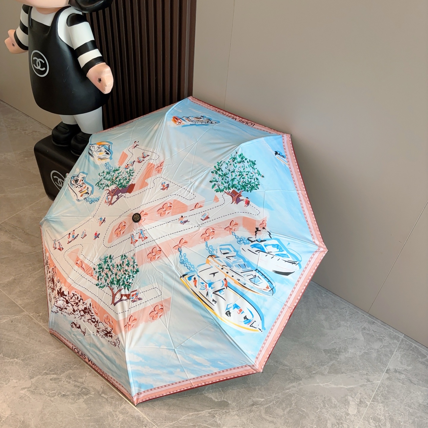 LOUIS VUITTON （路易威登）提花 三折自动折叠晴雨伞 新涂层技术深色伞面 拥有令人惊喜的遮光
