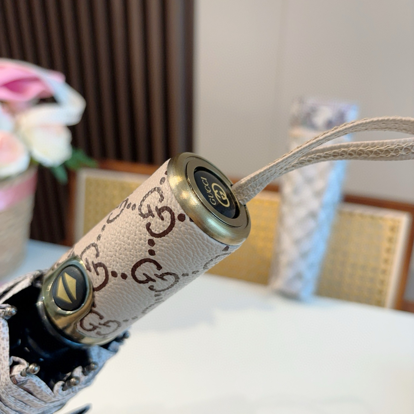 GUCCI古奇 三折自动折叠晴雨伞  时尚原单代工品质 细节精致 看得见的品质 打破一成不变 色泽纯正