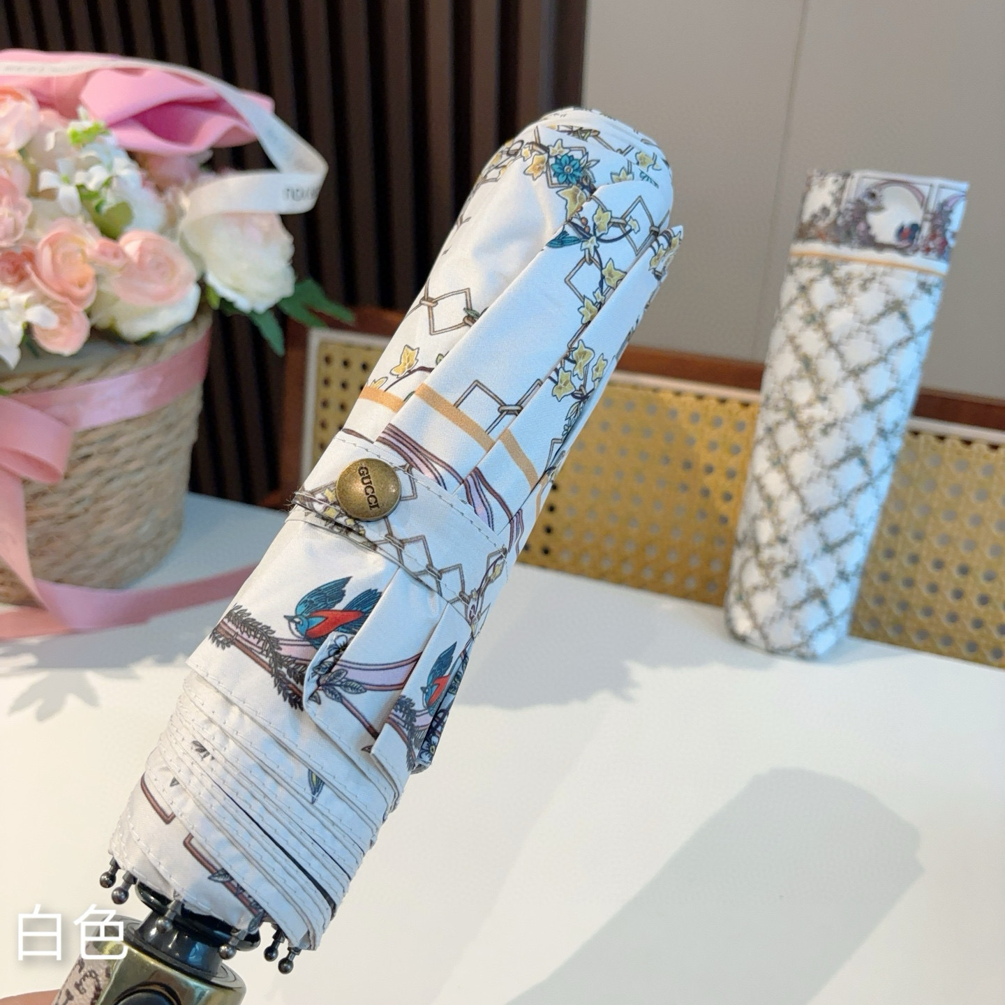  GUCCI古奇 三折自动折叠晴雨伞  时尚原单代工品质 细节精致 看得见的品质 打破一成不变 色泽纯正