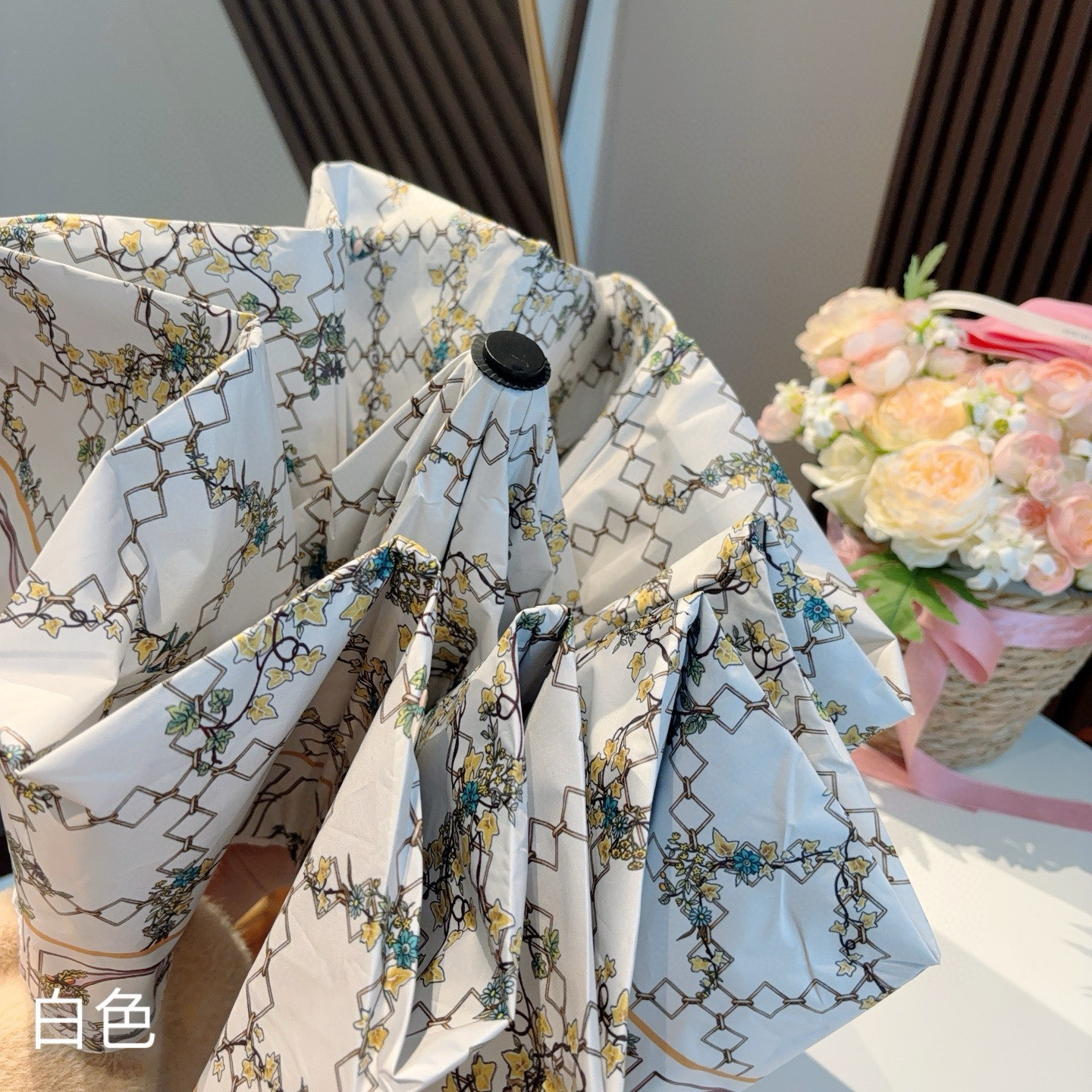  GUCCI古奇 三折自动折叠晴雨伞  时尚原单代工品质 细节精致 看得见的品质 打破一成不变 色泽纯正