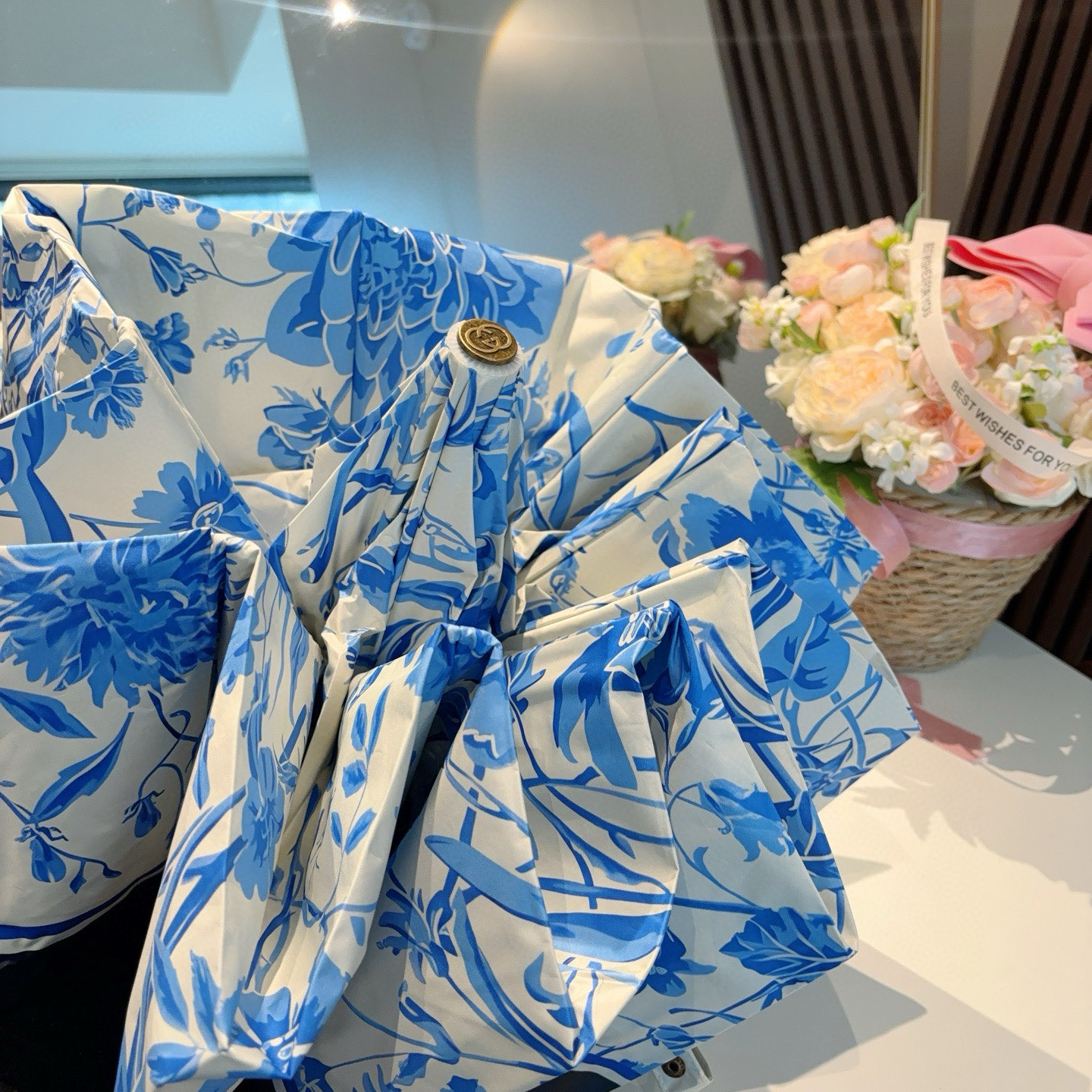  GUCCI古奇 三折自动折叠晴雨伞  时尚原单代工品质 细节精致 看得见的品质 打破一成不变 色泽纯正