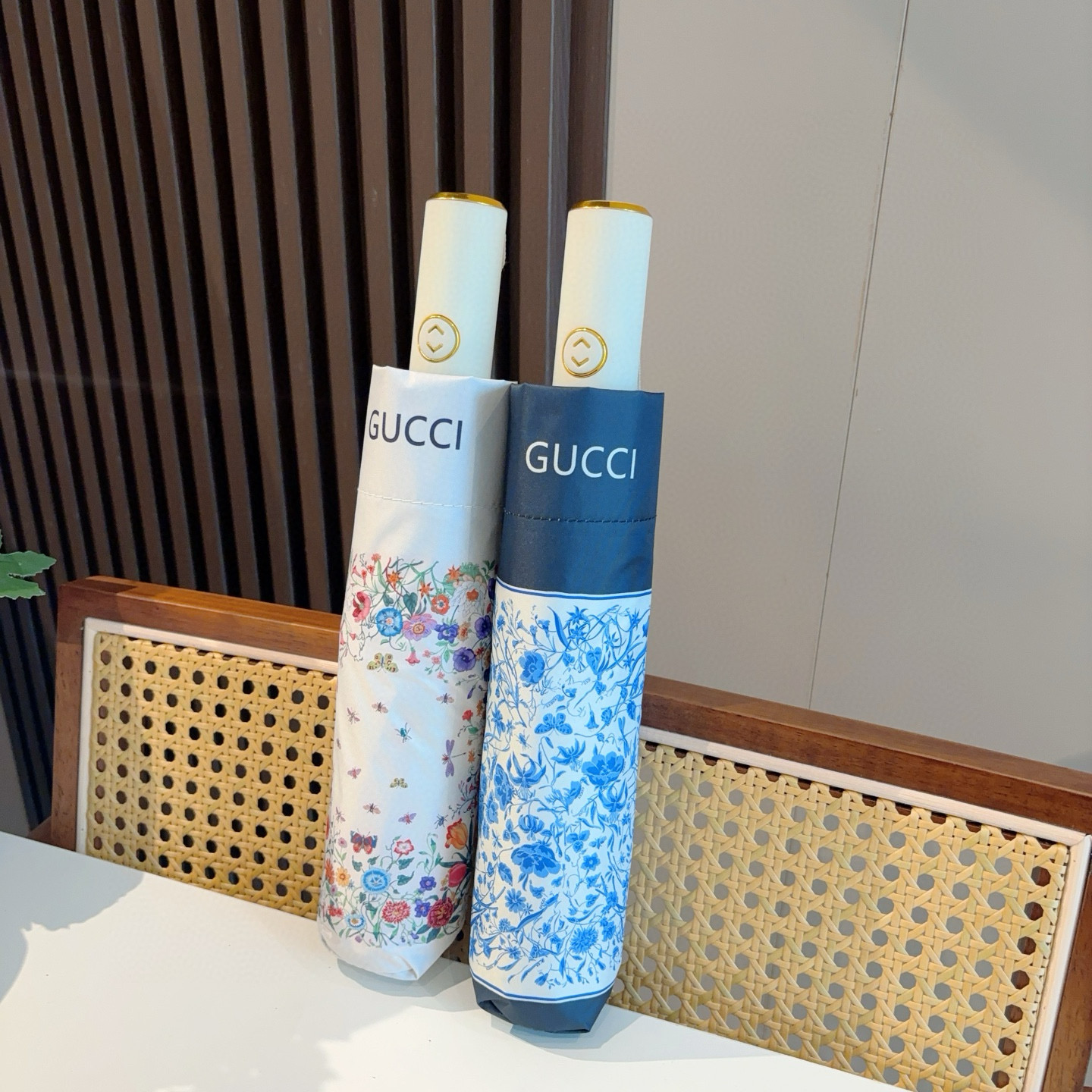  GUCCI古奇 三折自动折叠晴雨伞  时尚原单代工品质 细节精致 看得见的品质 打破一成不变 色泽纯正