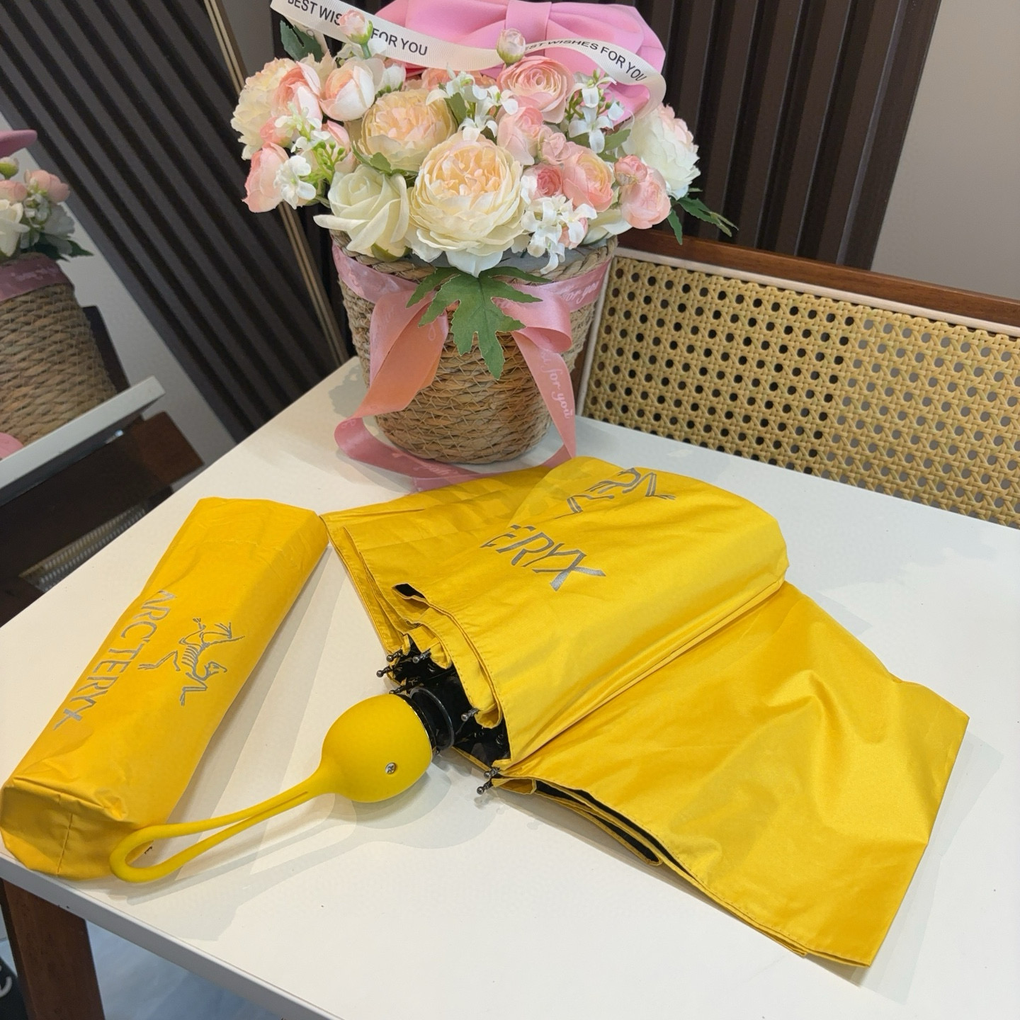  ARCTERYX（始祖鸟  ）三折自动折叠晴雨伞 新涂层技术深色伞面 拥有令人惊喜的遮光效果！3色