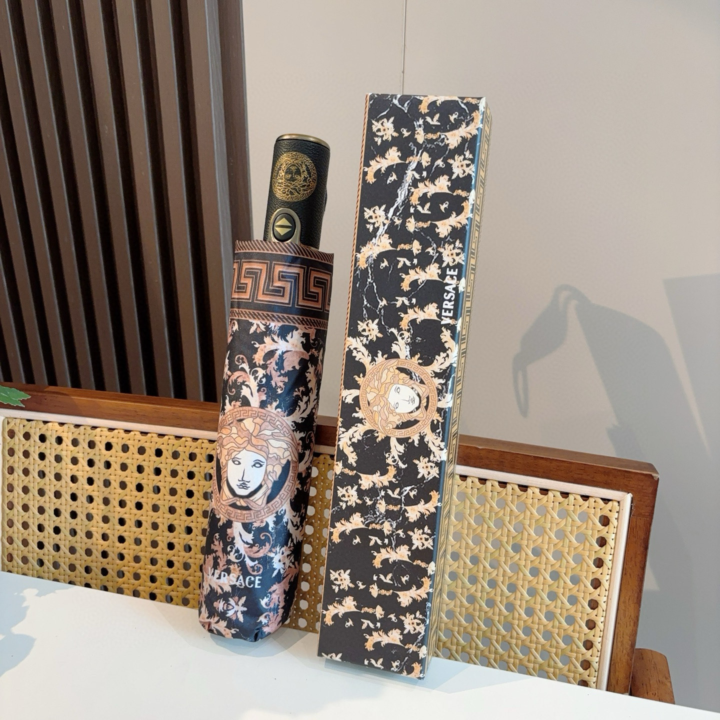  范思哲（VERSACE）新款 三折自动折叠晴雨伞 年度最新火爆单品  原单代工级品质 第一代210T碰