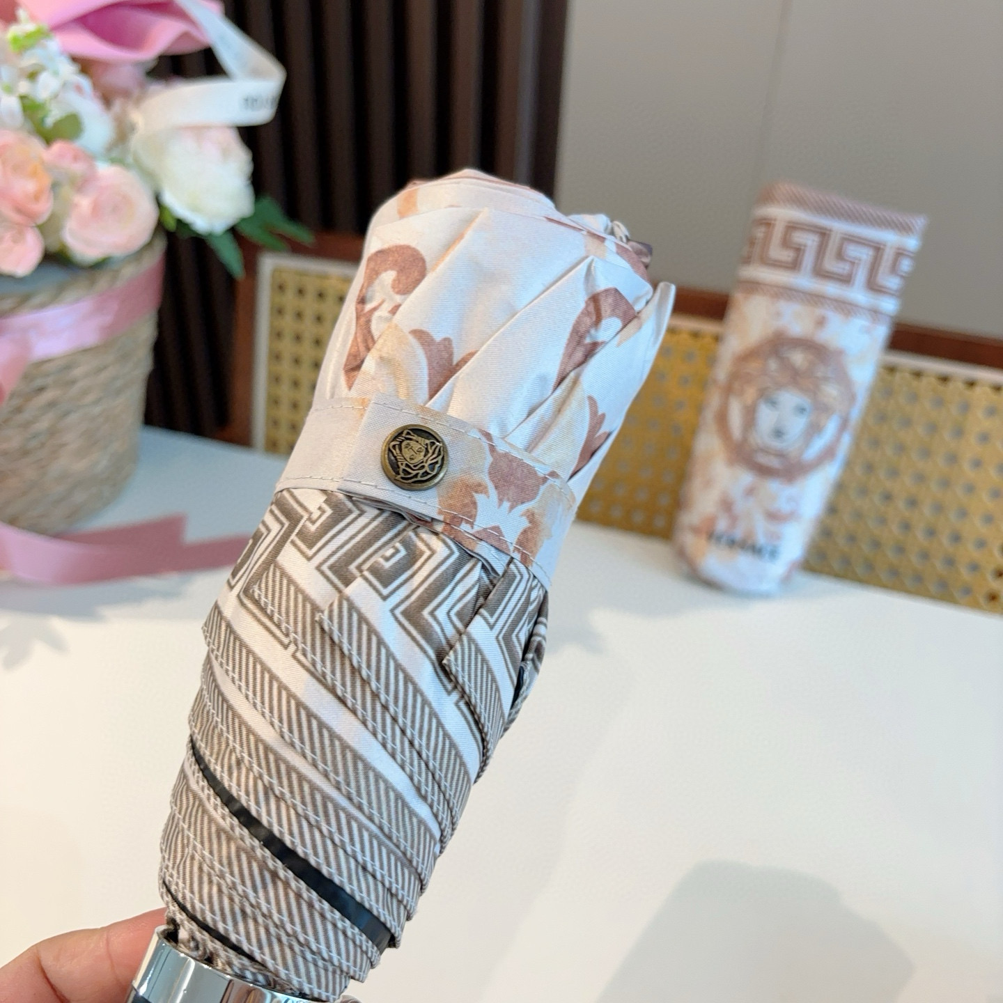  范思哲（VERSACE）新款 五折手开折叠晴雨伞 年度最新火爆单品  原单代工级品质 第一代210T碰