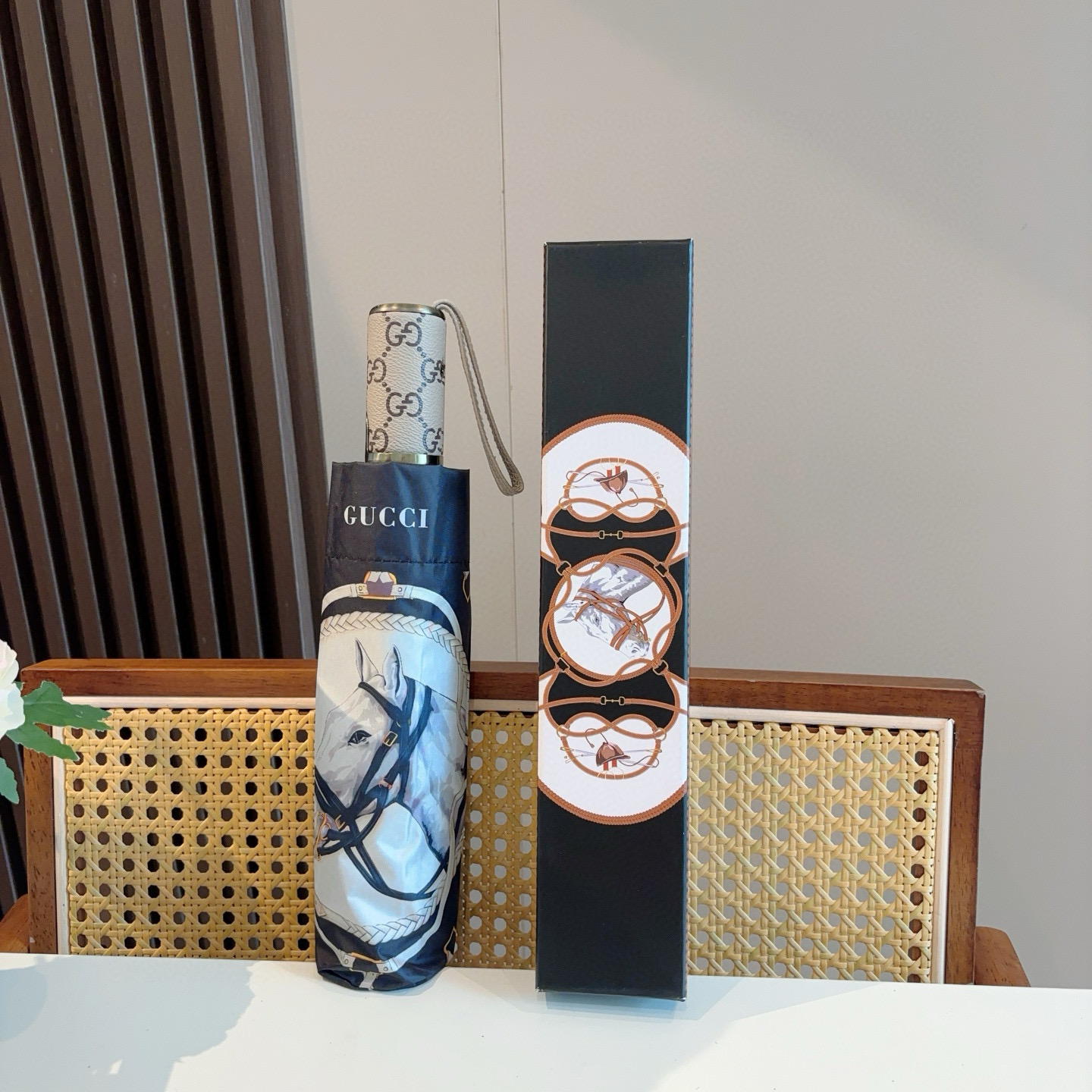 GUCCI（古奇）新款  三折自动折叠晴雨伞 选用台湾进口UV防紫外线伞布 原单代工级品质  🌹