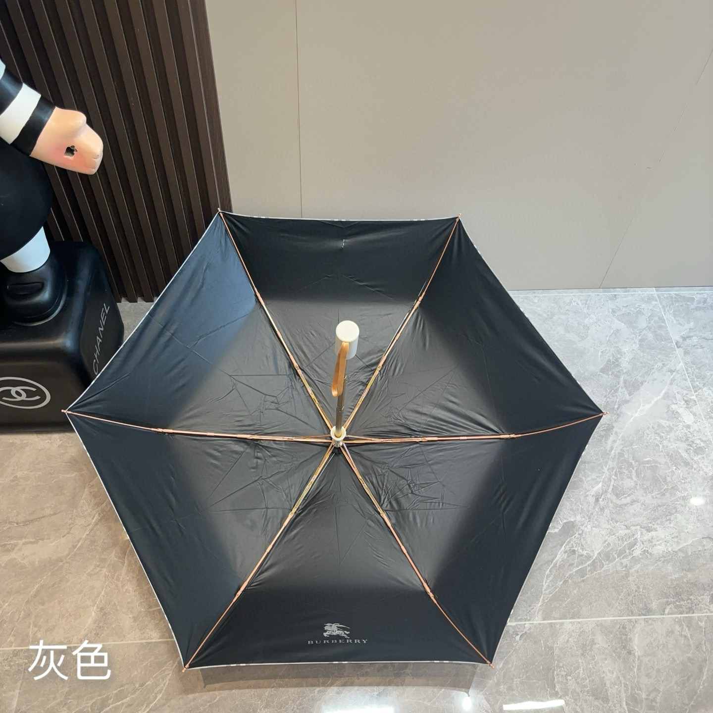  BURBERRY（巴宝莉） 三折自动折叠晴雨伞 年度巅峰之作 经典 高雅 时髦 这就是被称为英国BUR