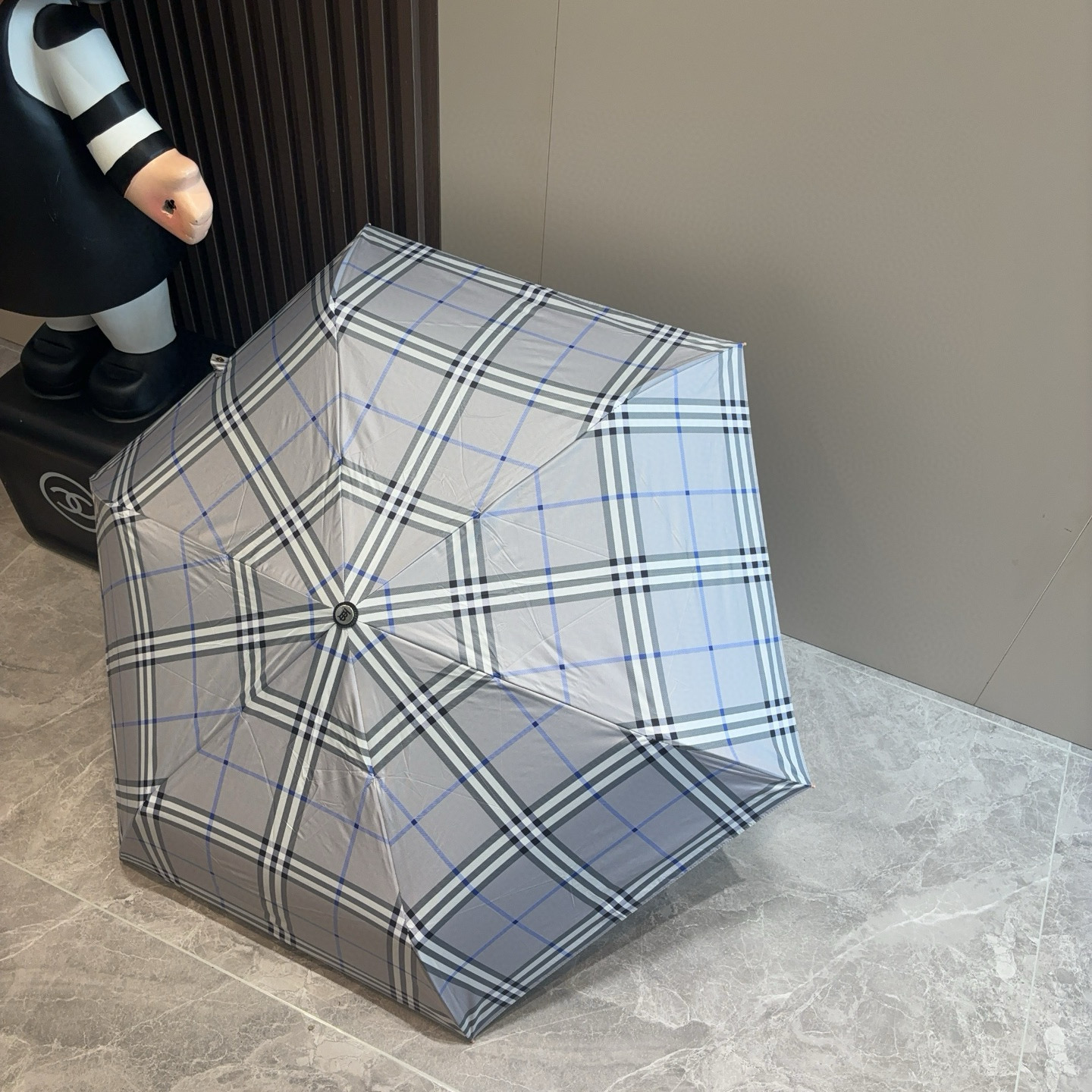  BURBERRY（巴宝莉） 三折自动折叠晴雨伞 年度巅峰之作 经典 高雅 时髦 这就是被称为英国BUR