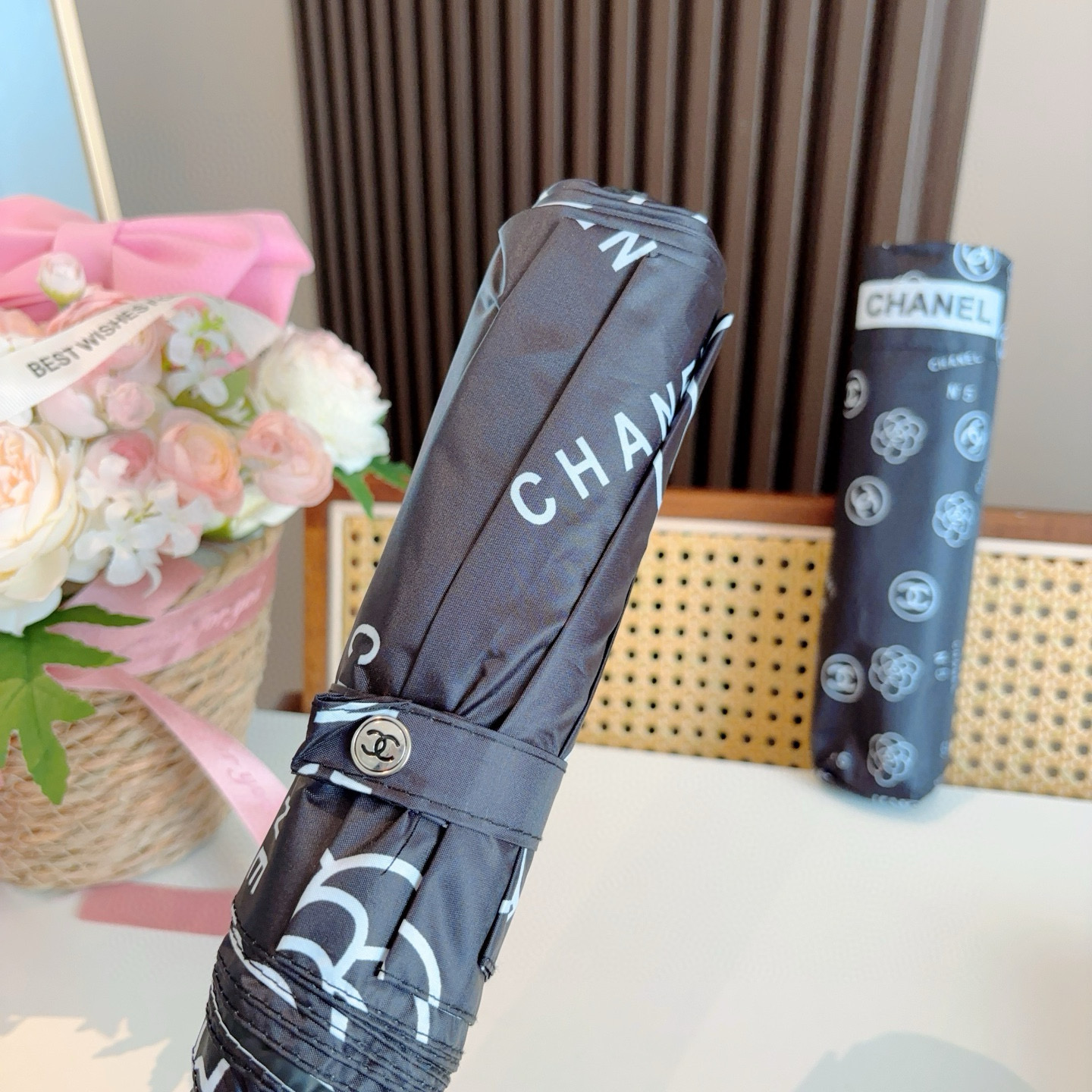  CHANEL香奈儿 三折自动折叠晴雨伞  时尚原单代工品质 细节精致 看得见的品质 打破一成不变 色泽
