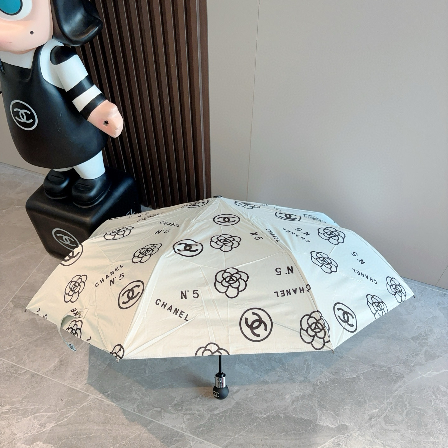 CHANEL香奈儿 三折自动折叠晴雨伞  时尚原单代工品质 细节精致 看得见的品质 打破一成不变 色泽