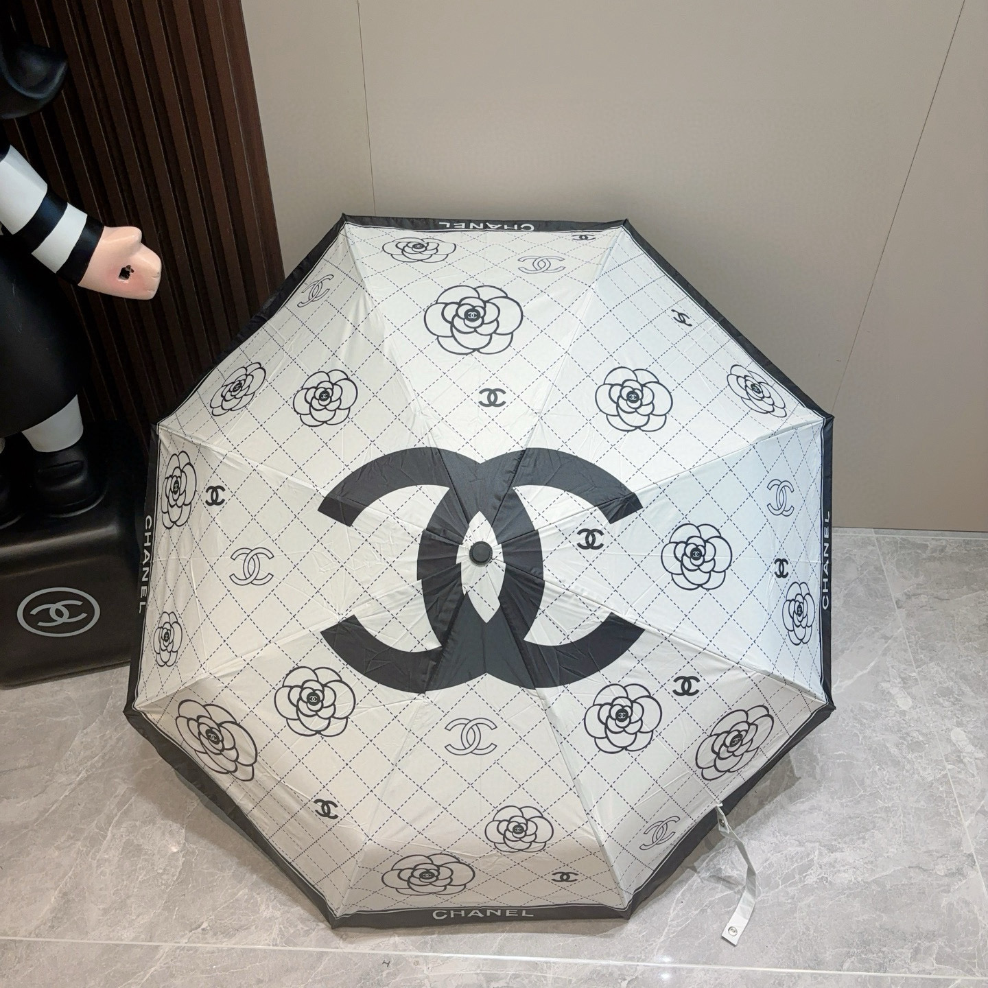  CHANEL香奈儿 三折自动折叠晴雨伞  时尚原单代工品质 细节精致 看得见的品质 打破一成不变 色泽