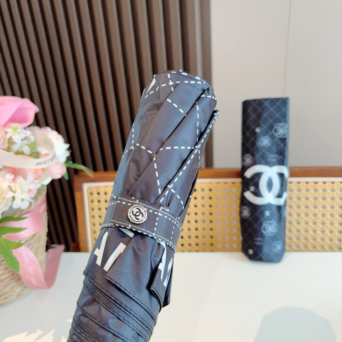  CHANEL香奈儿 三折自动折叠晴雨伞  时尚原单代工品质 细节精致 看得见的品质 打破一成不变 色泽