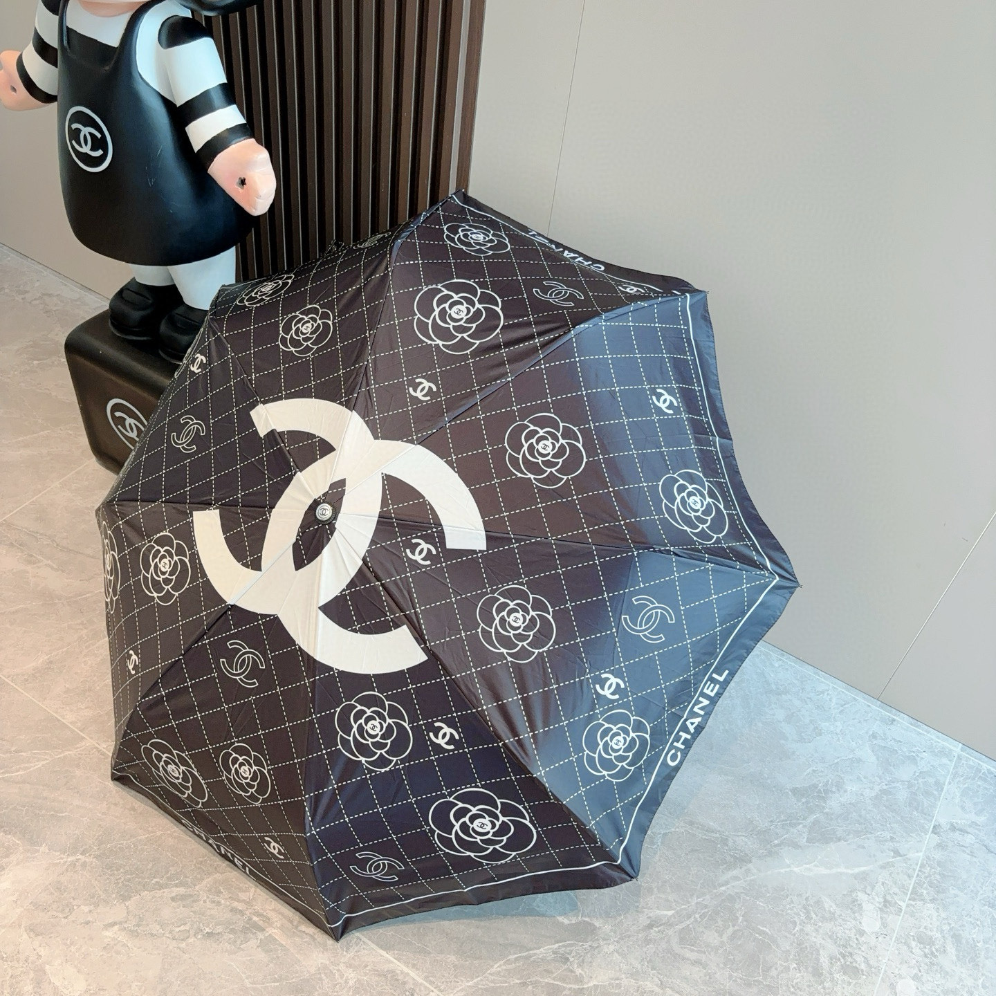 CHANEL香奈儿 三折自动折叠晴雨伞  时尚原单代工品质 细节精致 看得见的品质 打破一成不变 色泽