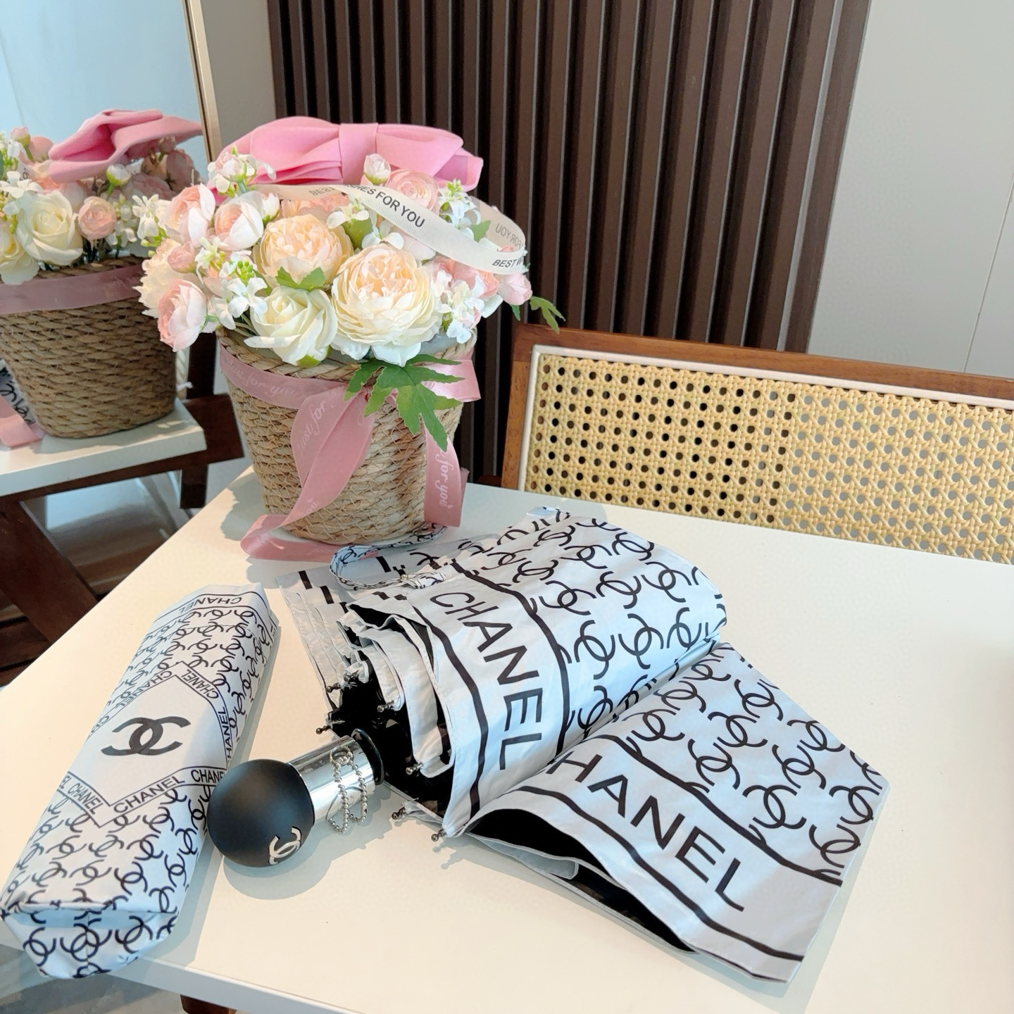  CHANEL香奈儿 三折自动折叠晴雨伞  时尚原单代工品质 细节精致 看得见的品质 打破一成不变 色泽