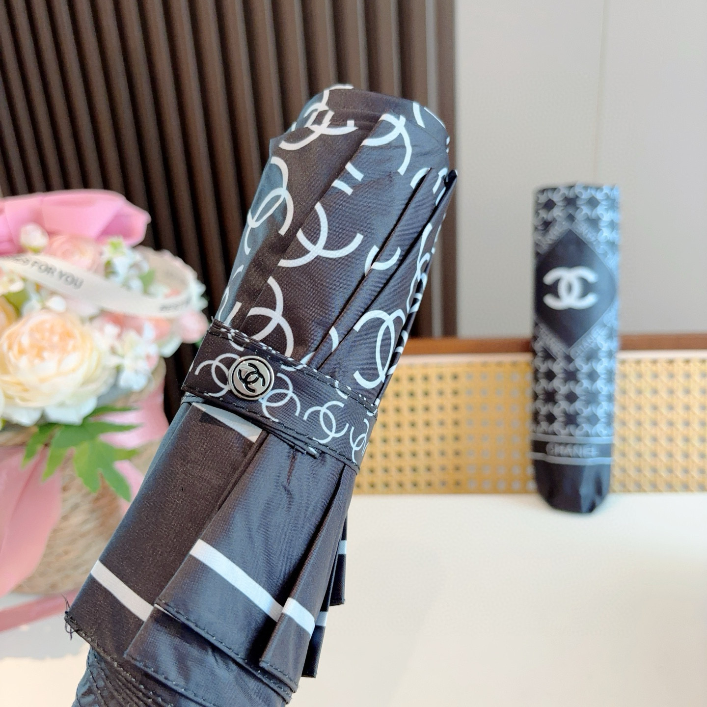  CHANEL香奈儿 三折自动折叠晴雨伞  时尚原单代工品质 细节精致 看得见的品质 打破一成不变 色泽