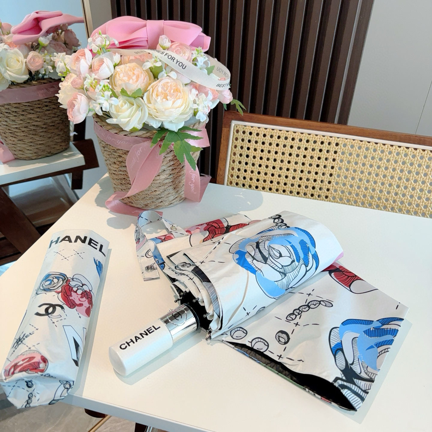  CHANEL香奈儿 三折自动折叠晴雨伞  时尚原单代工品质 细节精致 看得见的品质 打破一成不变 色泽