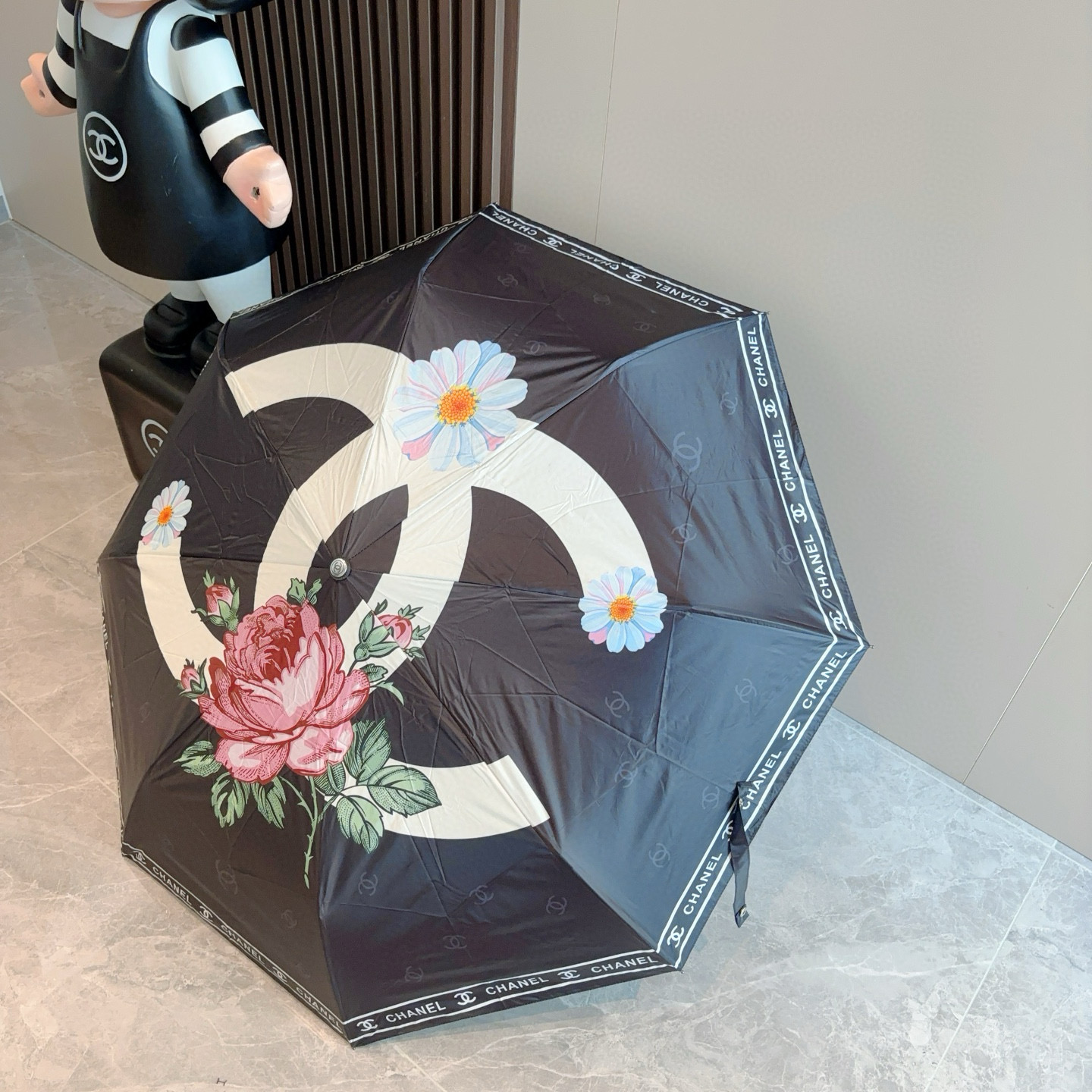  CHANEL香奈儿 三折自动折叠晴雨伞  时尚原单代工品质 细节精致 看得见的品质 打破一成不变 色泽
