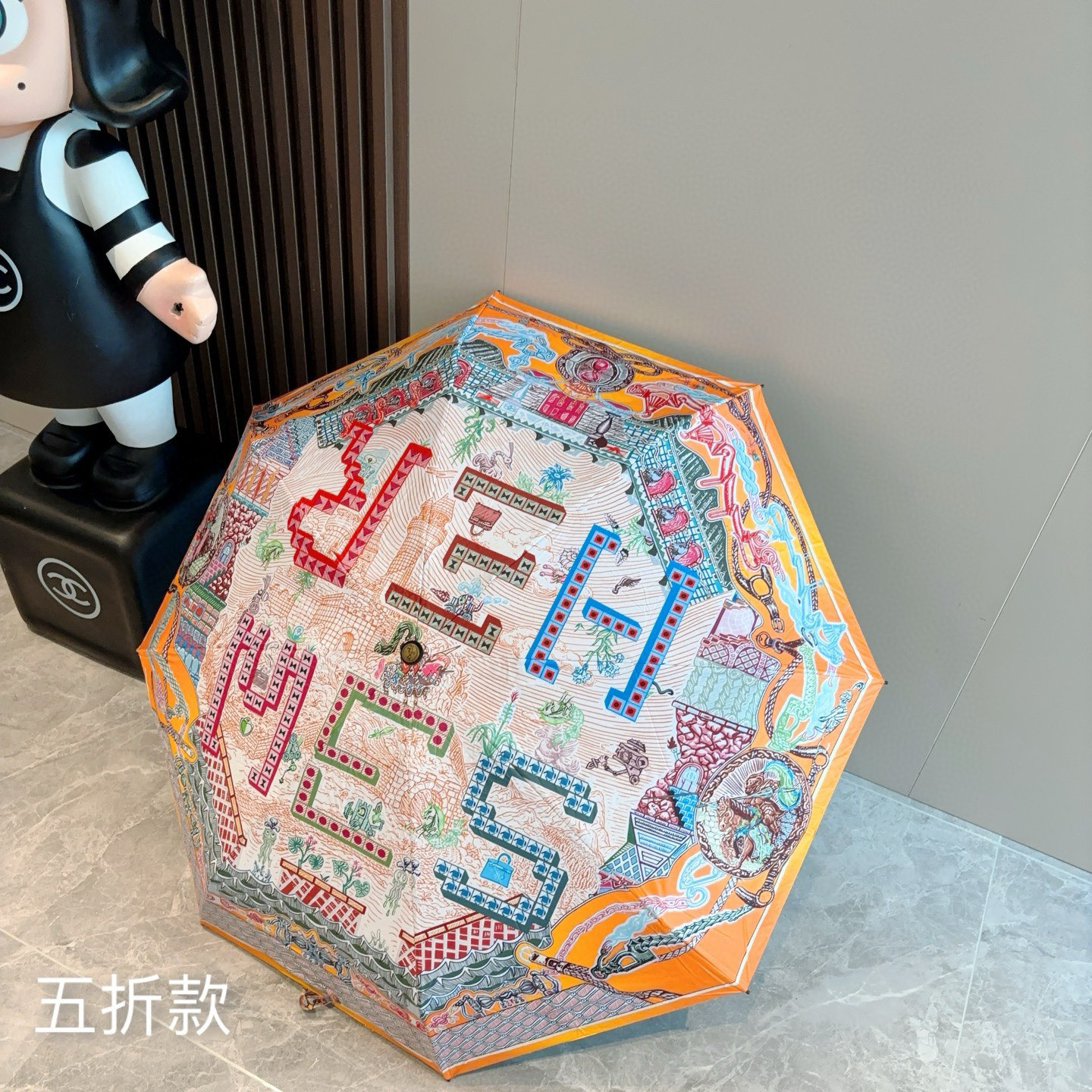 HERMÈS (爱马仕)新款 五折伞 热卖款 时尚指数爆表 不论晴天雨天使用都相得益彰 拥有它感受风从身