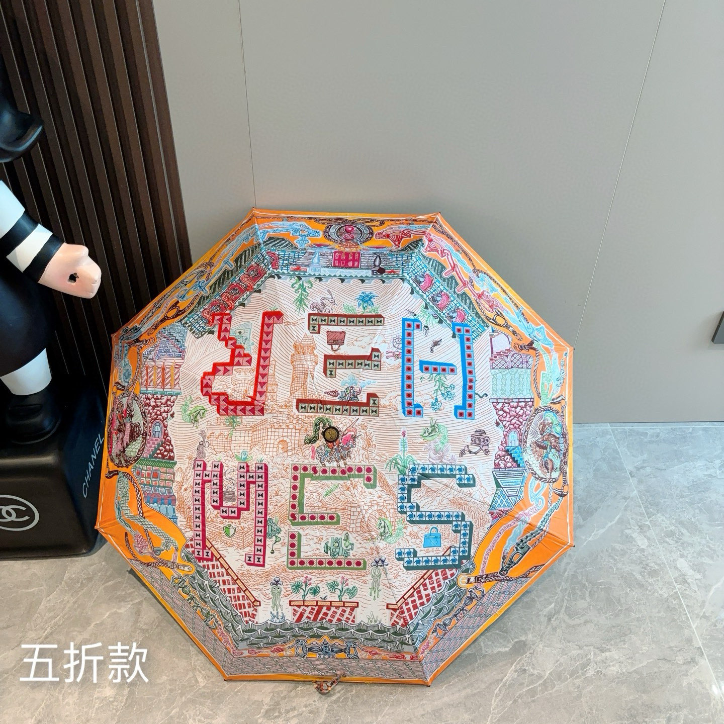 HERMÈS (爱马仕)新款 五折伞 热卖款 时尚指数爆表 不论晴天雨天使用都相得益彰 拥有它感受风从身