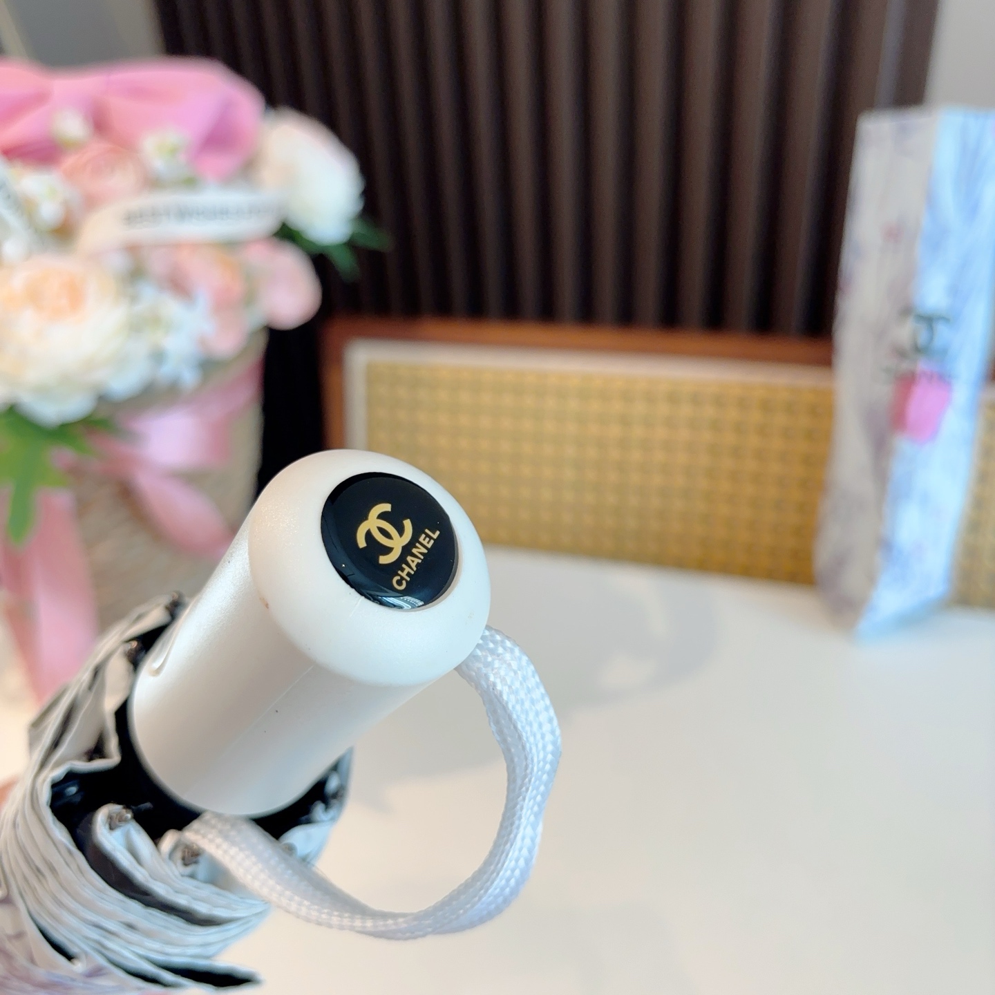  CHANEL香奈儿 三折自动折叠晴雨伞  时尚原单代工品质 细节精致 看得见的品质 打破一成不变 色泽