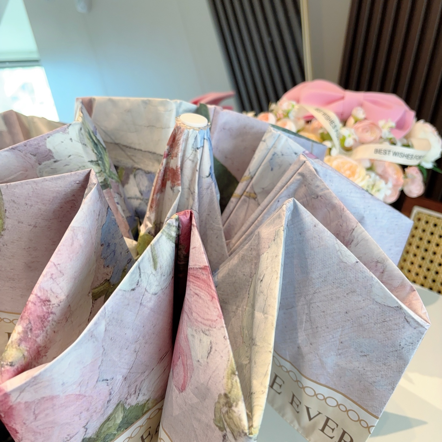  CHANEL香奈儿 三折自动折叠晴雨伞  时尚原单代工品质 细节精致 看得见的品质 打破一成不变 色泽
