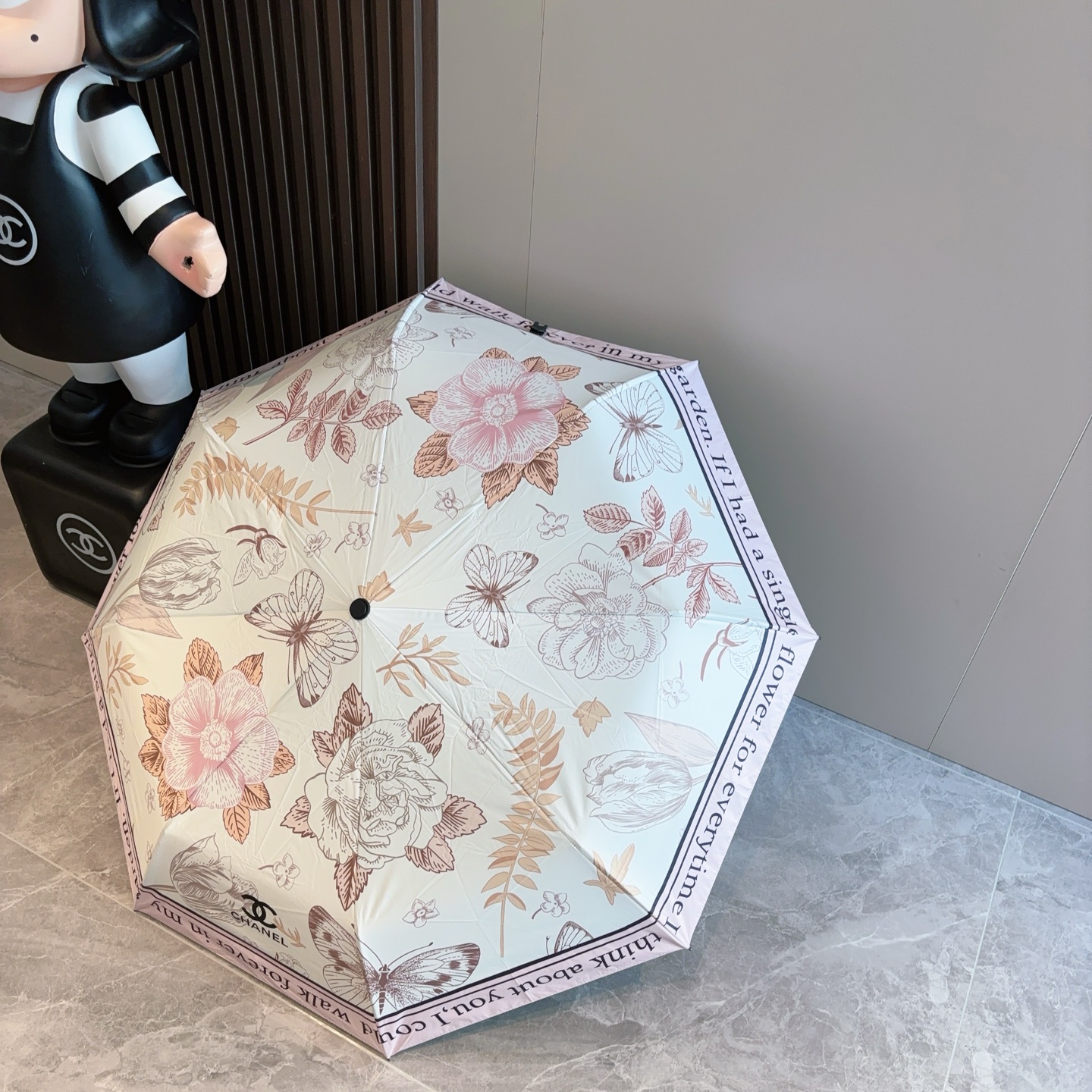  CHANEL香奈儿 三折自动折叠晴雨伞  时尚原单代工品质 细节精致 看得见的品质 打破一成不变 色泽