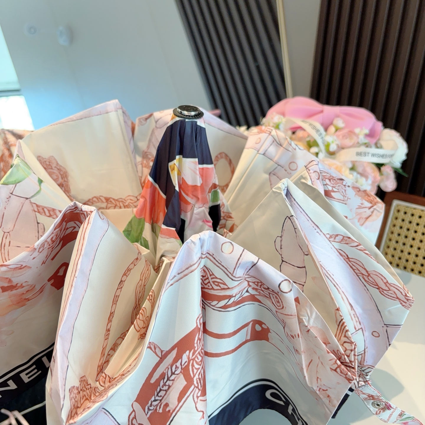  CHANEL香奈儿 三折自动折叠晴雨伞  时尚原单代工品质 细节精致 看得见的品质 打破一成不变 色泽