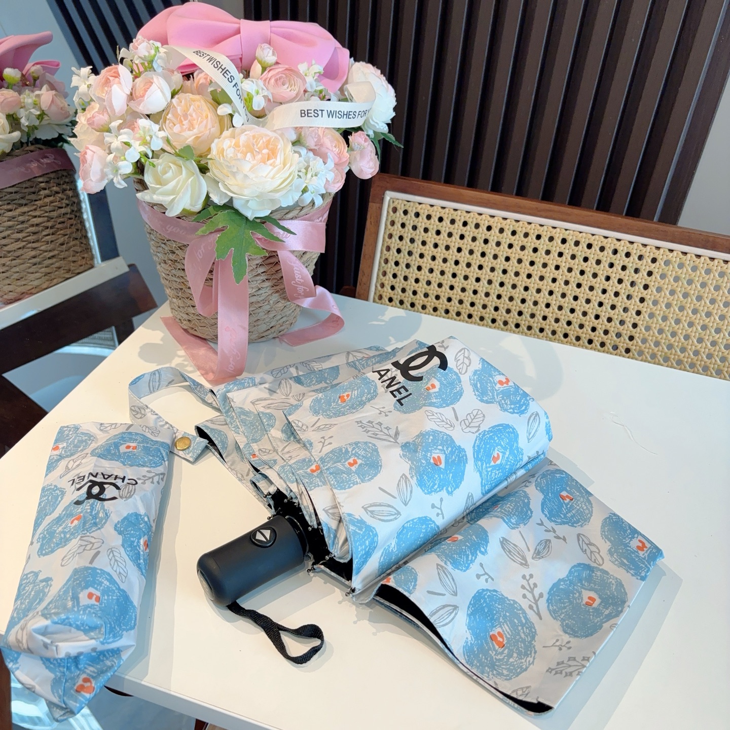  CHANEL香奈儿 三折自动折叠晴雨伞  时尚原单代工品质 细节精致 看得见的品质 打破一成不变 色泽