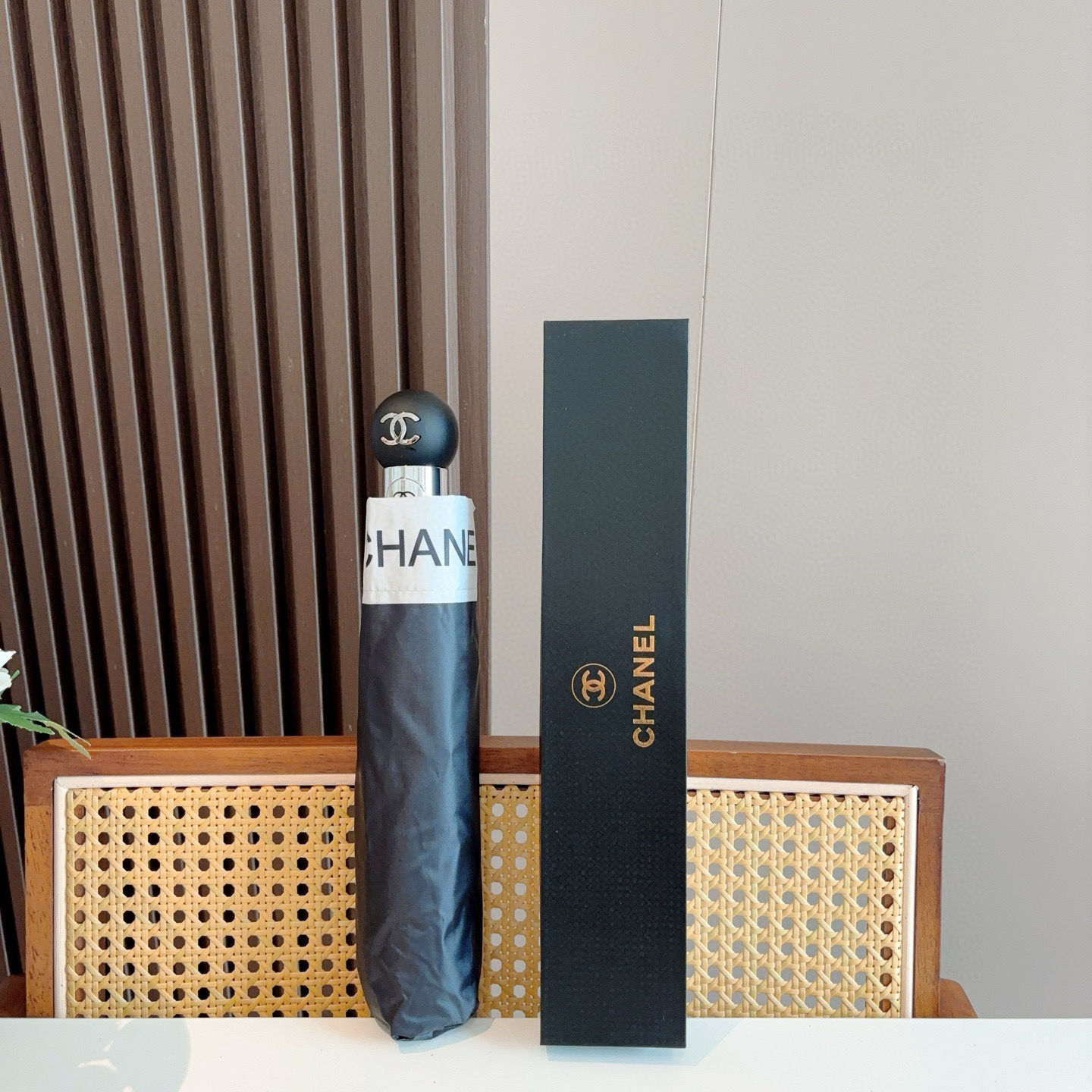  CHANEL香奈儿 三折自动折叠晴雨伞  时尚原单代工品质 细节精致 看得见的品质 打破一成不变 色泽
