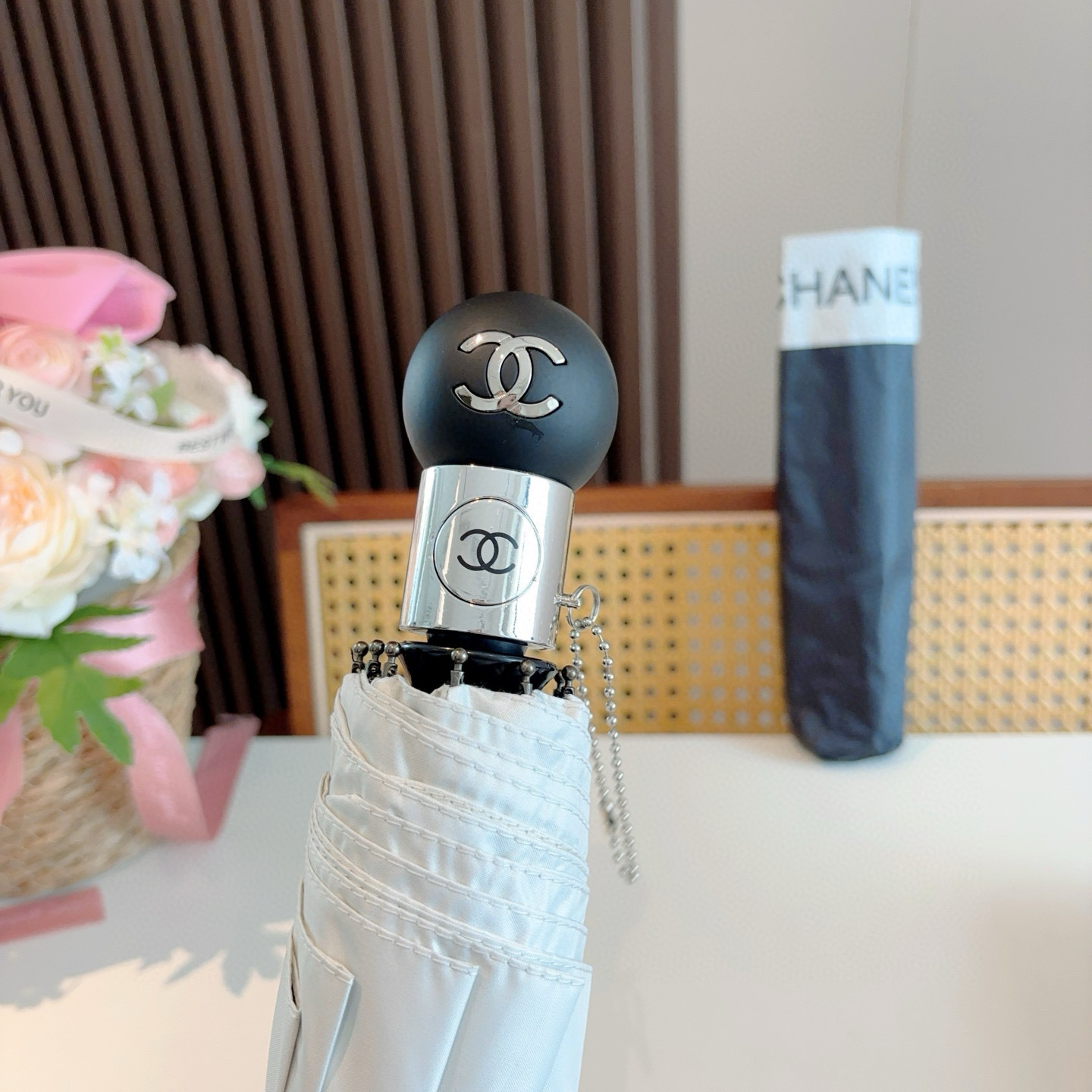  CHANEL香奈儿 三折自动折叠晴雨伞  时尚原单代工品质 细节精致 看得见的品质 打破一成不变 色泽