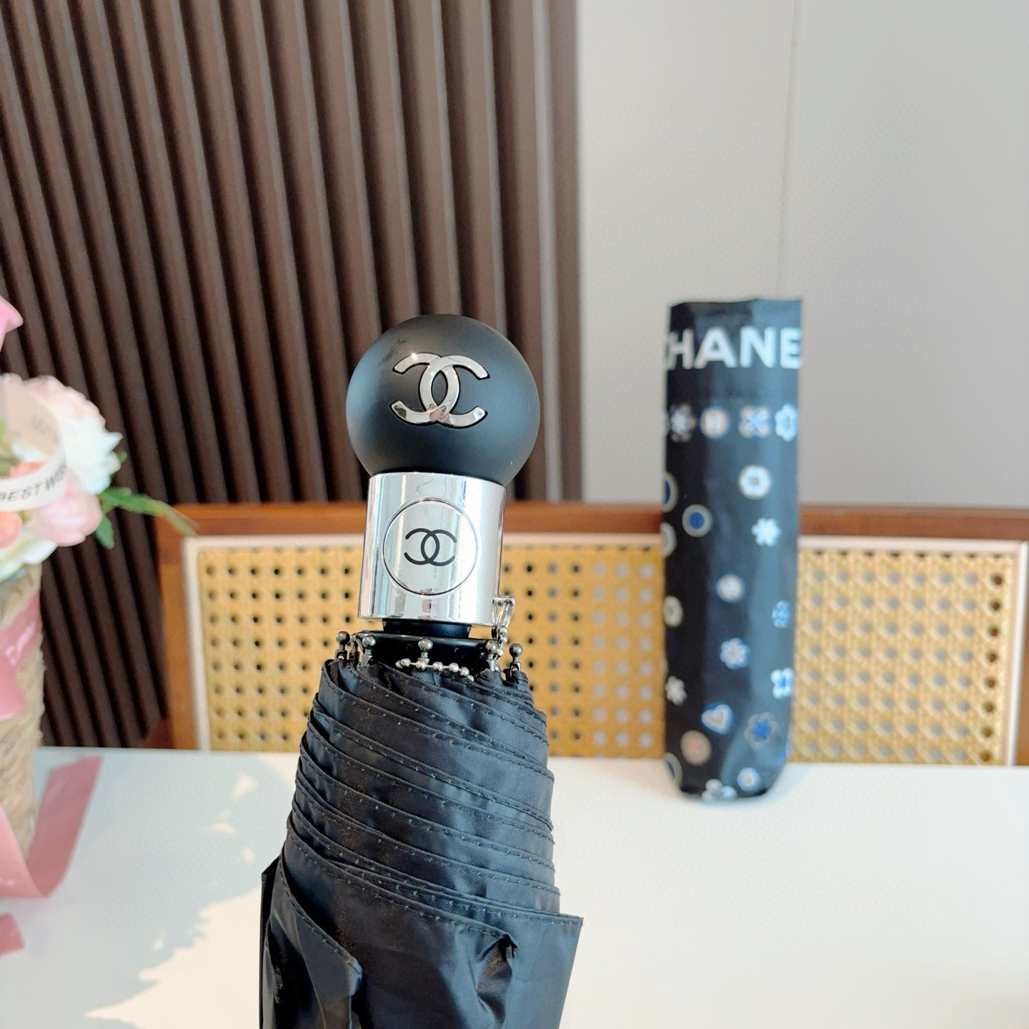  CHANEL香奈儿 三折自动折叠晴雨伞  时尚原单代工品质 细节精致 看得见的品质 打破一成不变 色泽