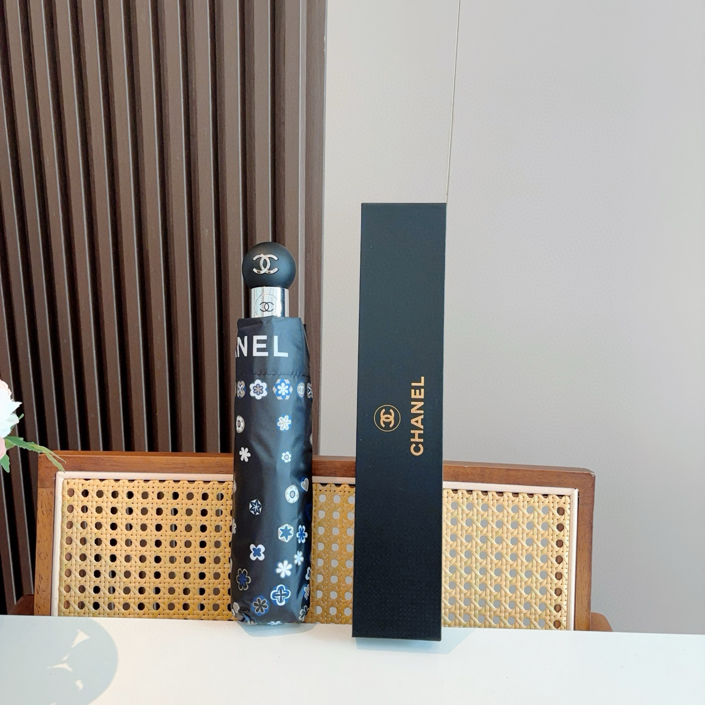  CHANEL香奈儿 三折自动折叠晴雨伞  时尚原单代工品质 细节精致 看得见的品质 打破一成不变 色泽