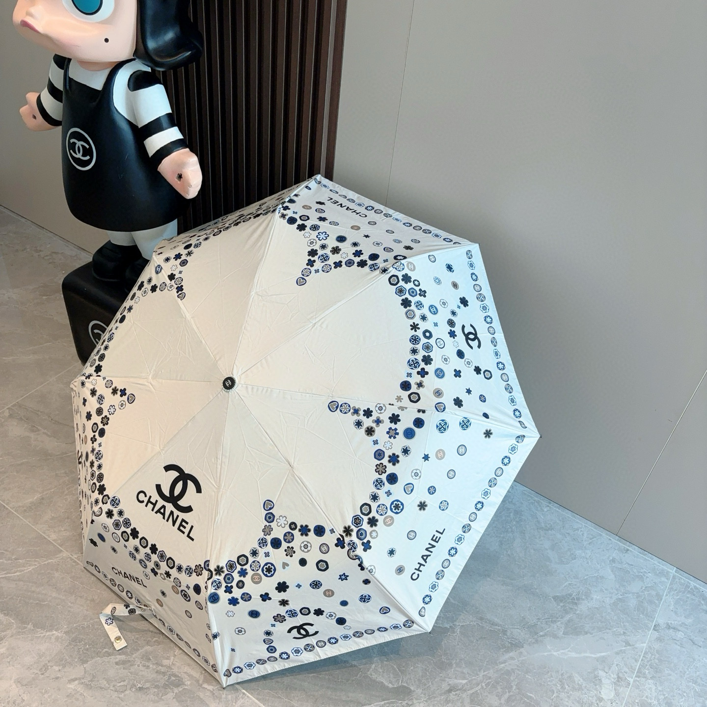  CHANEL香奈儿 三折自动折叠晴雨伞  时尚原单代工品质 细节精致 看得见的品质 打破一成不变 色泽