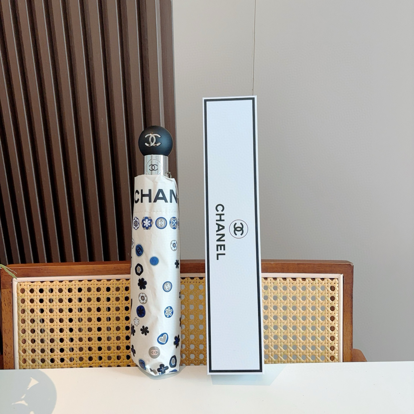  CHANEL香奈儿 三折自动折叠晴雨伞  时尚原单代工品质 细节精致 看得见的品质 打破一成不变 色泽