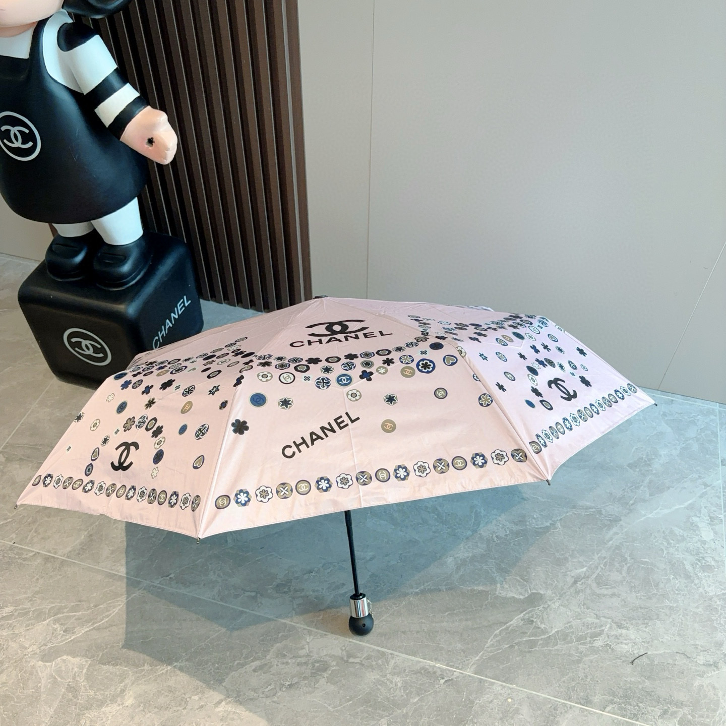  CHANEL香奈儿 三折自动折叠晴雨伞  时尚原单代工品质 细节精致 看得见的品质 打破一成不变 色泽