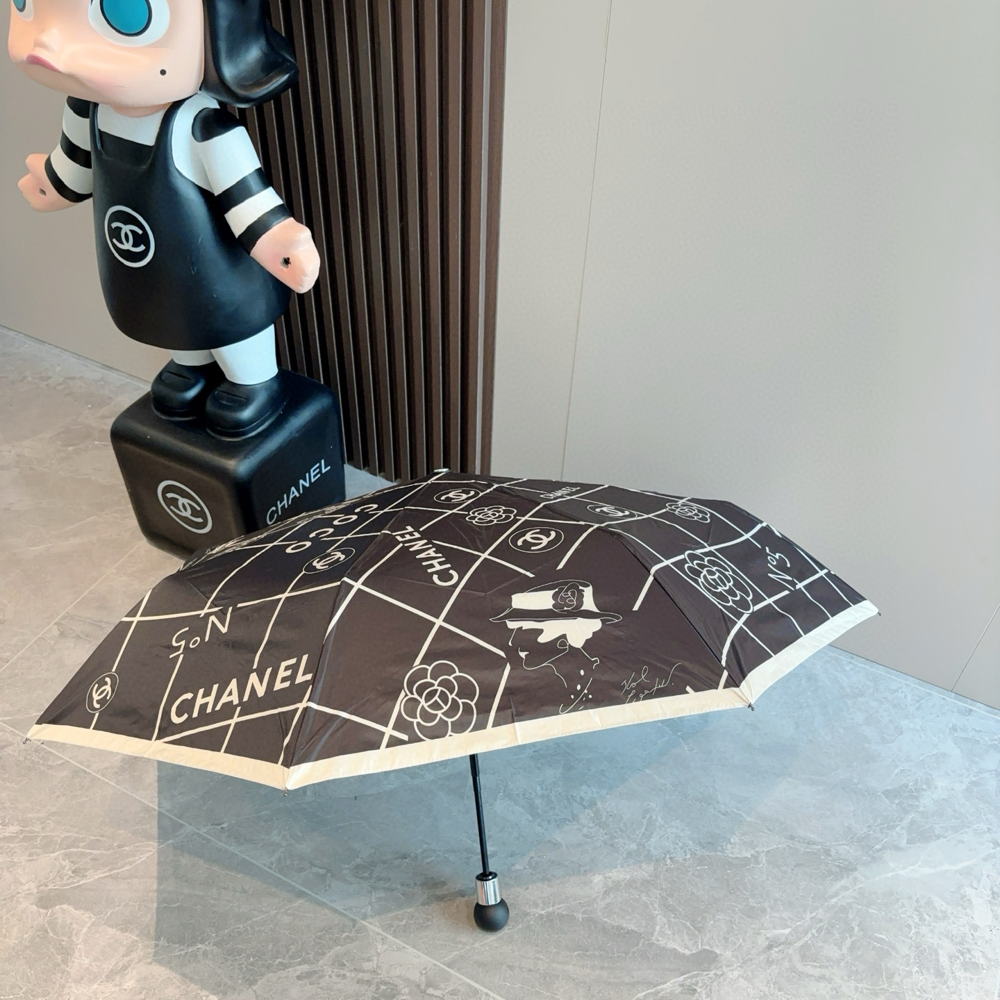  CHANEL香奈儿 三折自动折叠晴雨伞  时尚原单代工品质 细节精致 看得见的品质 打破一成不变 色泽