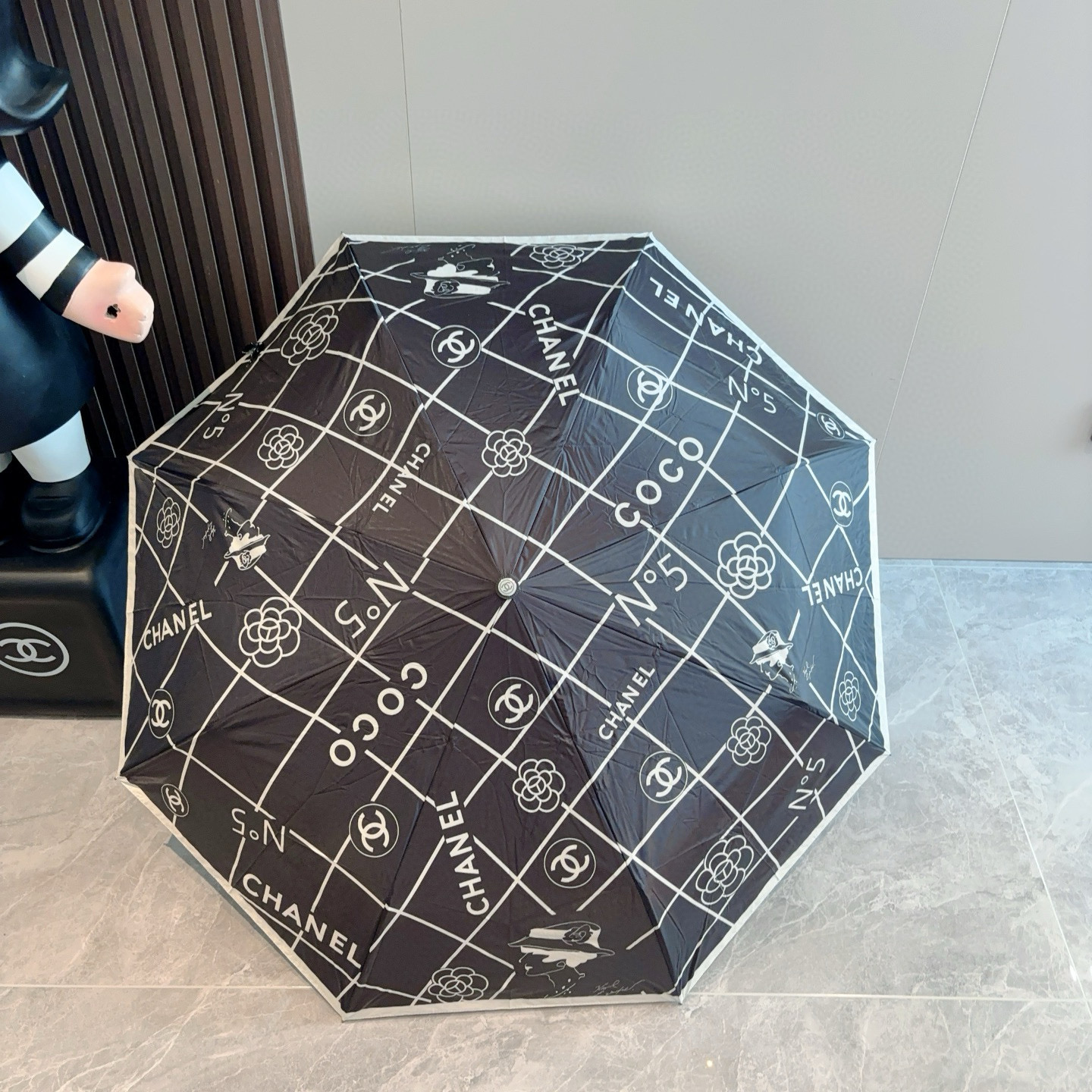  CHANEL香奈儿 三折自动折叠晴雨伞  时尚原单代工品质 细节精致 看得见的品质 打破一成不变 色泽