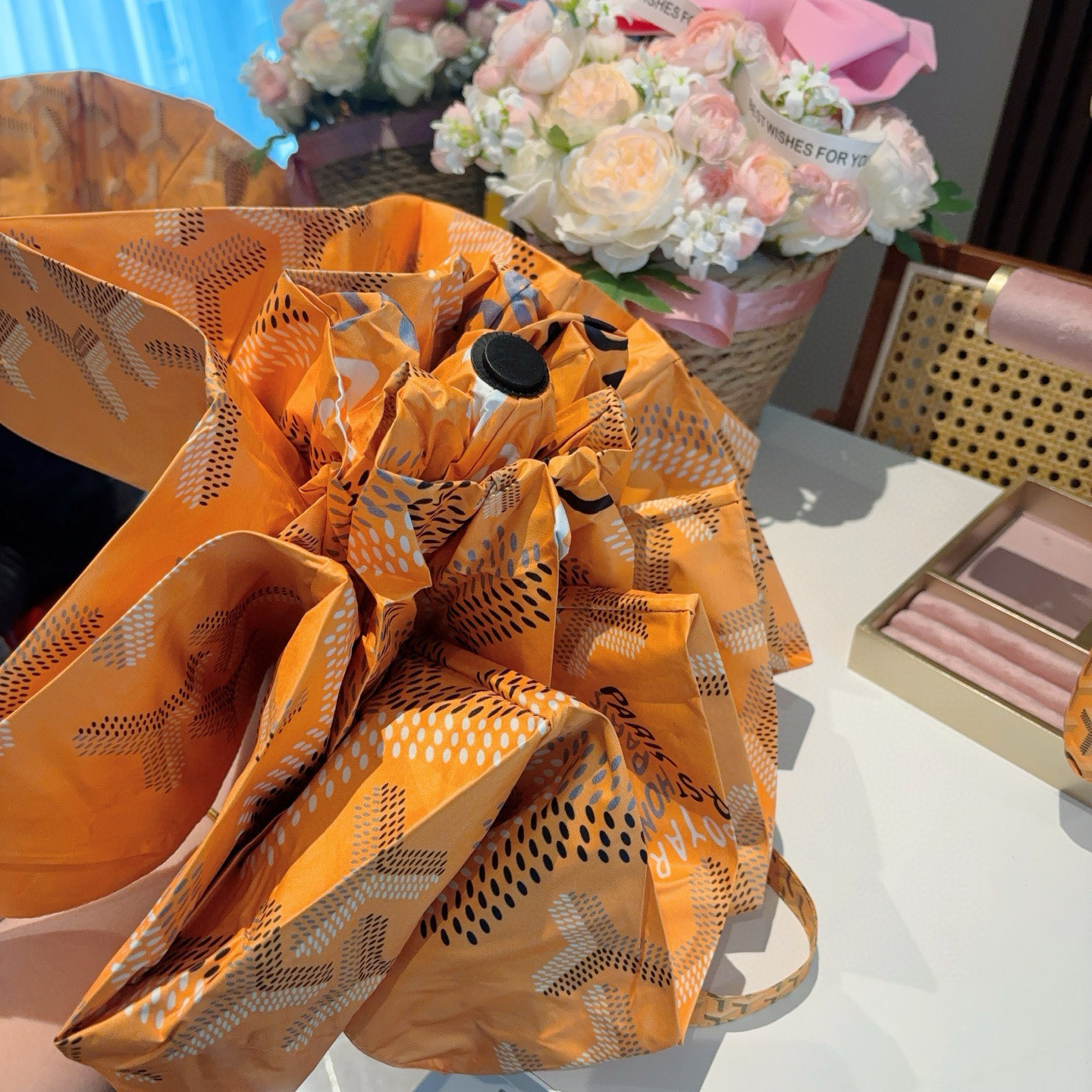 Goyard戈雅 2025新款 五折手开口袋伞 热卖款 时尚指数爆表 不论晴天雨天使用都相得益彰 拥有它