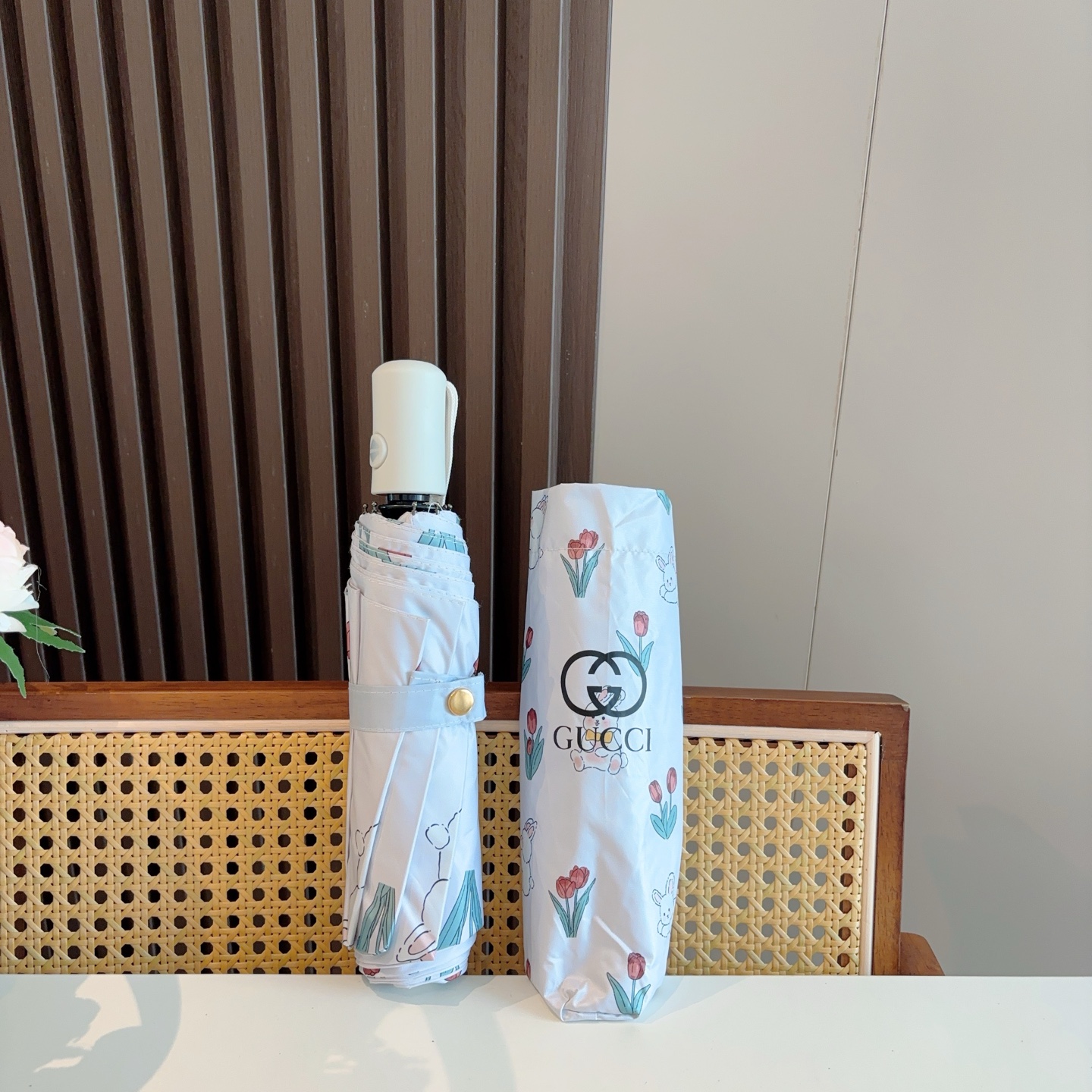  GUCCI（古奇）新款 郁金香兔子三折自动折叠晴雨伞 选用台湾进口UV防紫外线伞布 原单代工级品质  