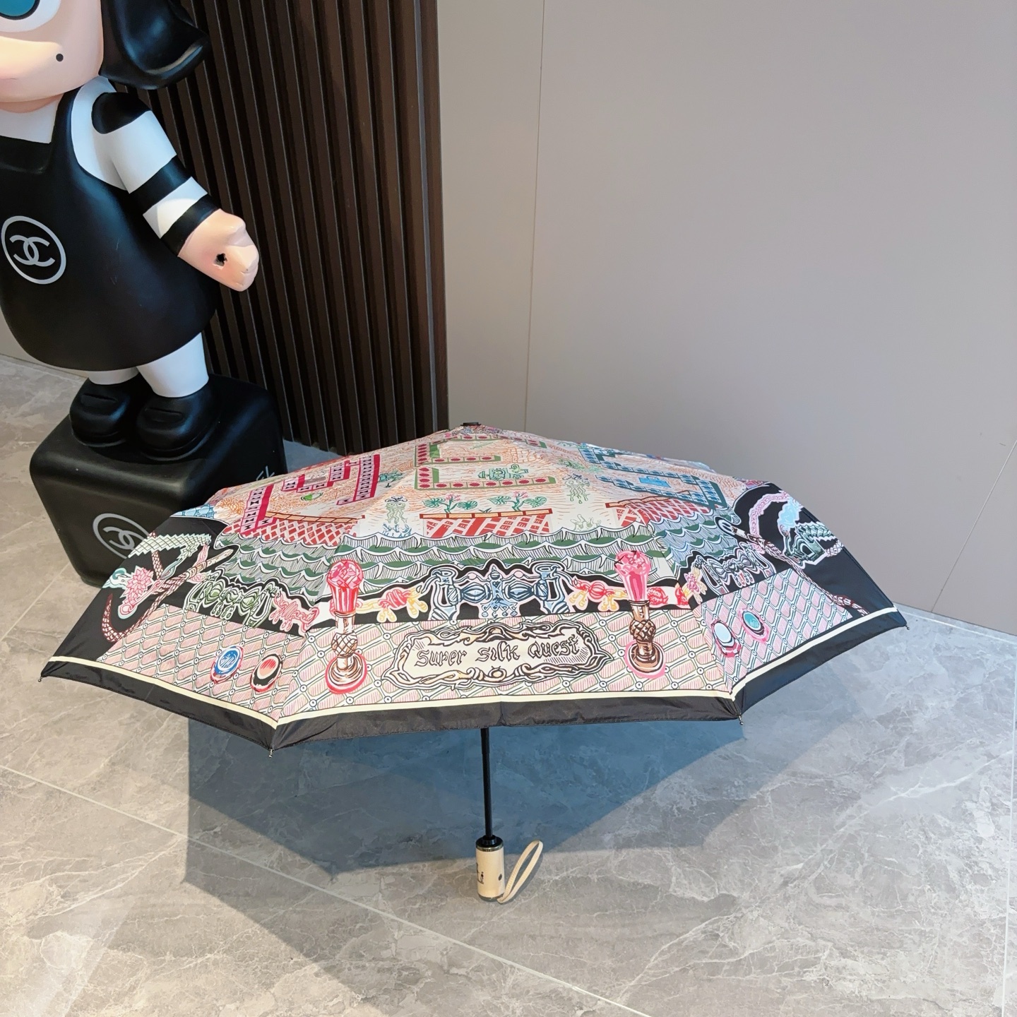 爱马仕（Hermès）   新款 极品H家三折自动伞重磅呈现 以其精湛的工艺技术和源源不断的想像力 新涂