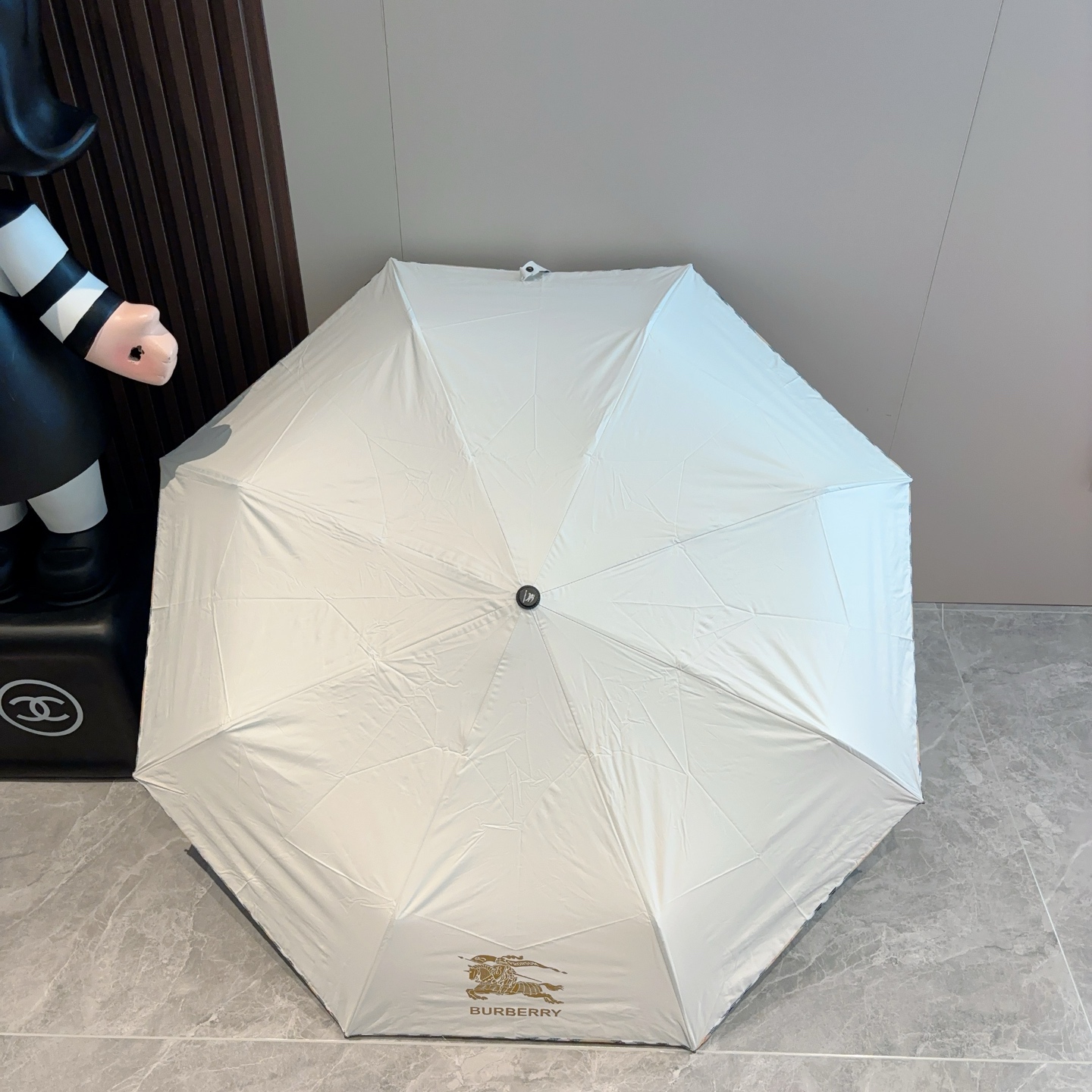 BURBERRY（巴宝莉） 三折自动折叠晴雨伞 年度巅峰之作 经典 高雅 时髦 这就是被称为英国BUR