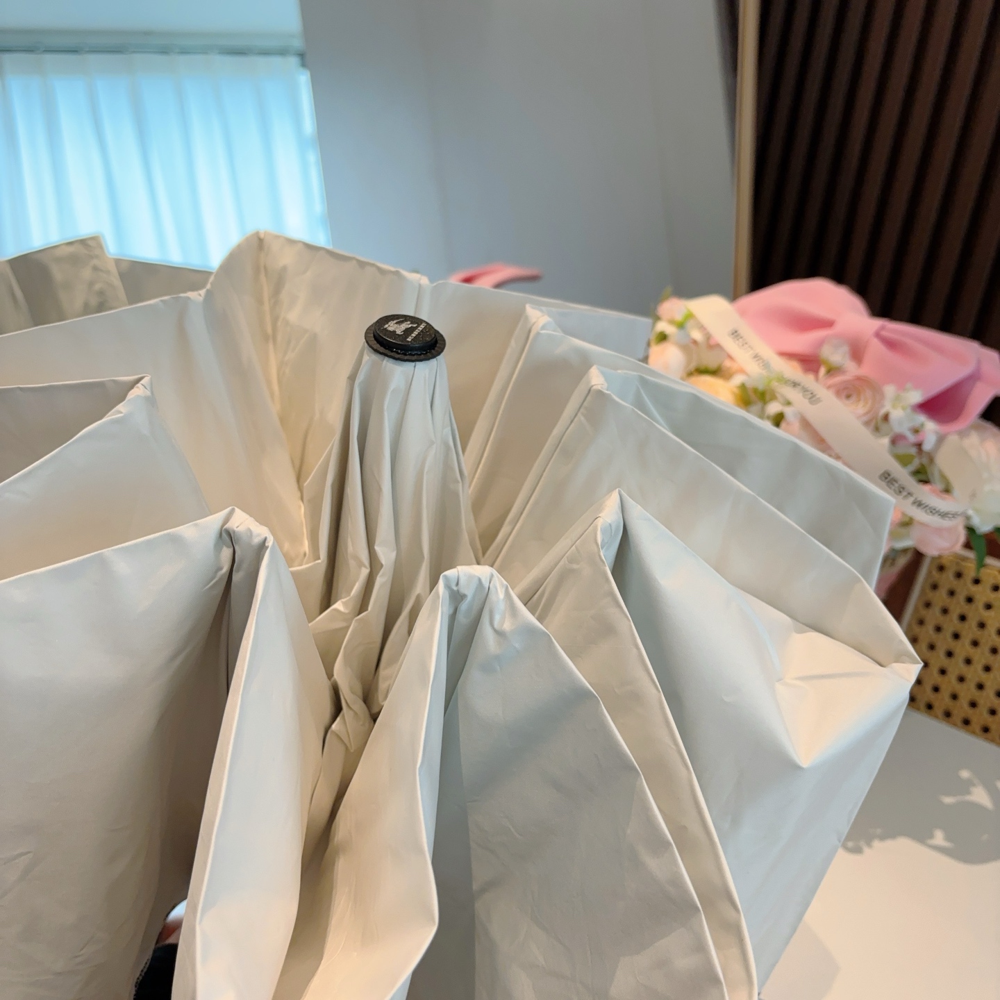  BURBERRY（巴宝莉） 三折自动折叠晴雨伞 年度巅峰之作 经典 高雅 时髦 这就是被称为英国BUR
